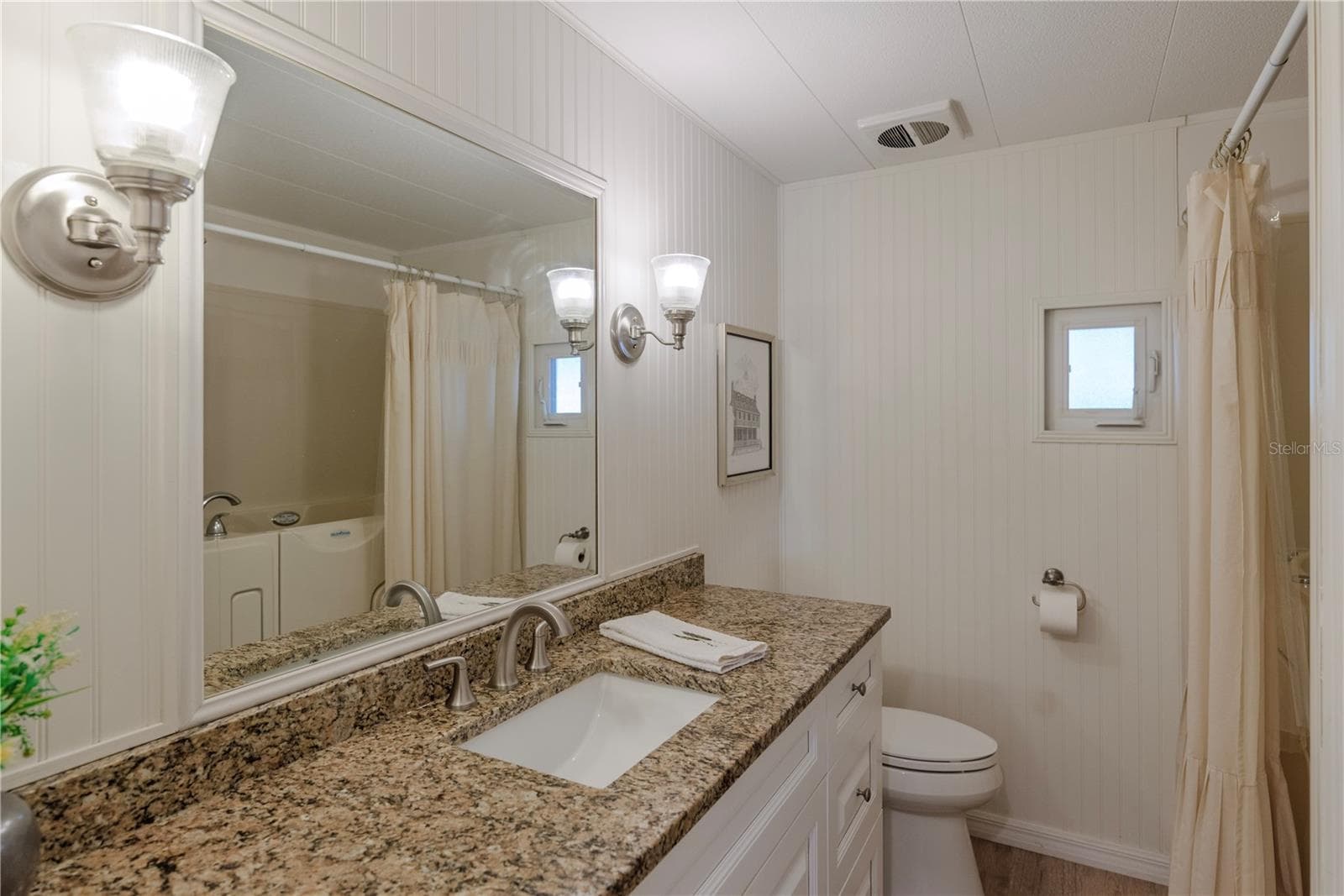 Guest bathroom. - 4851 W GANDY BLVD #23C, TAMPA