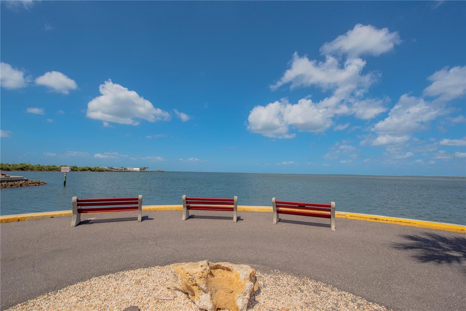 Community park - great for sunrise and sunset. - 4851 W GANDY BLVD #23C, TAMPA