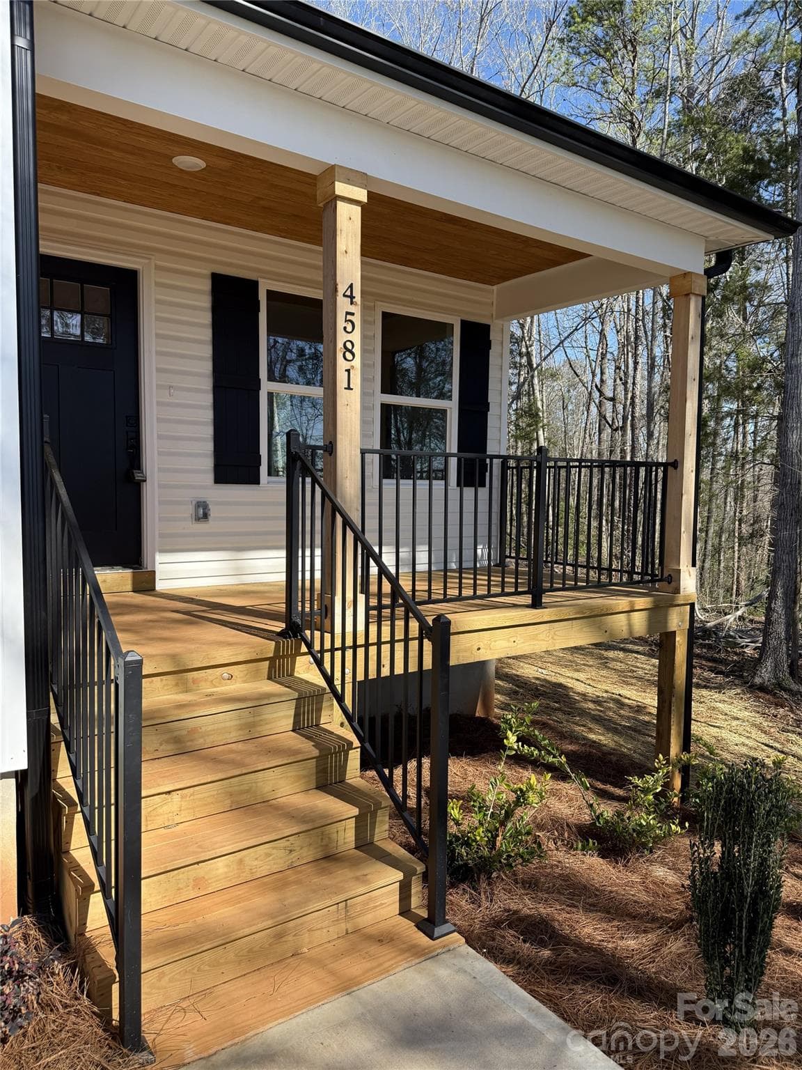 Single Family Residence at 4581 Riverside Road, Lancaster, photo 39 of 43