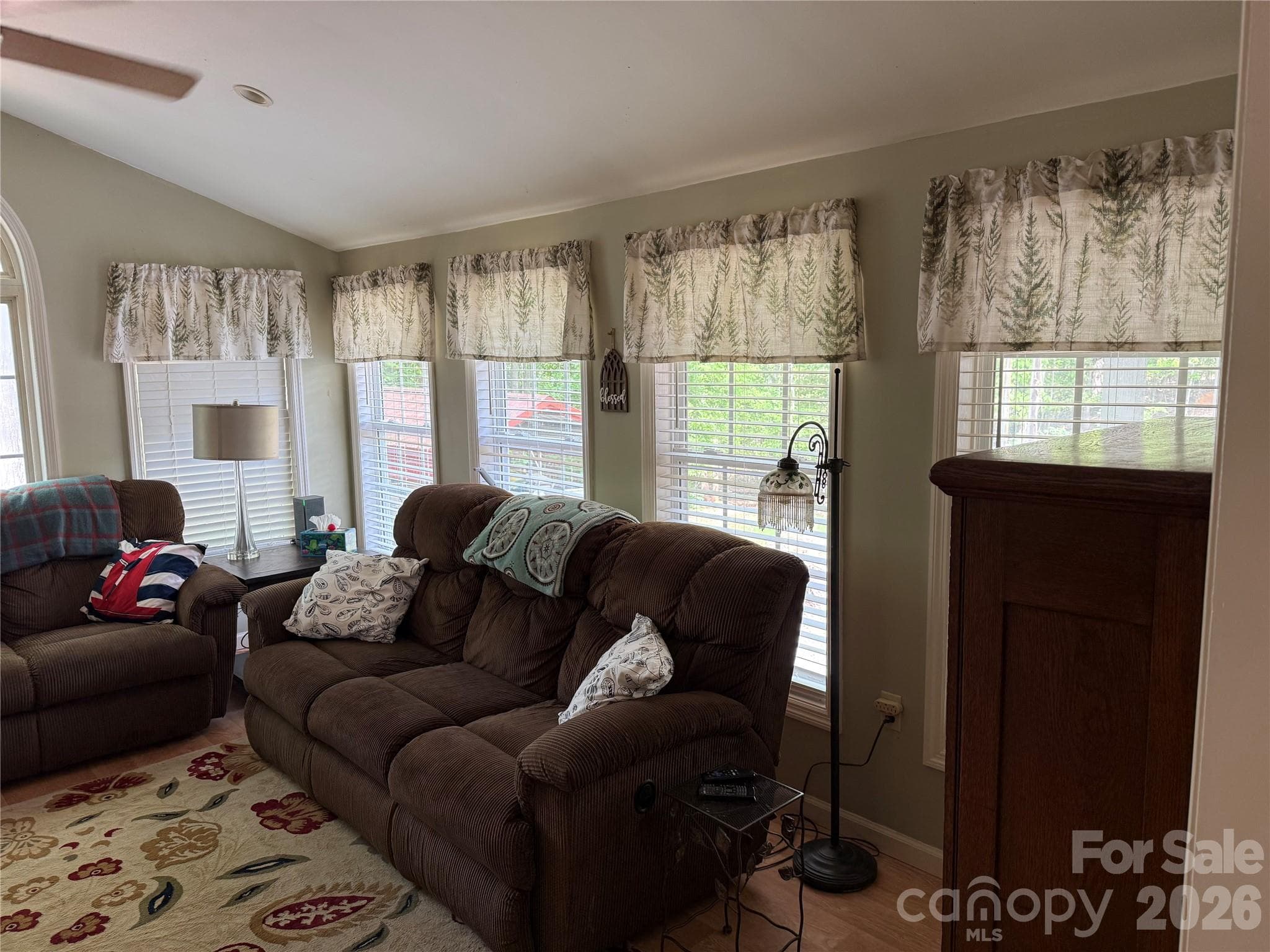 Single Family Residence at 113/115 Indian Harbor Circle, Mount Gilead, photo 10 of 37