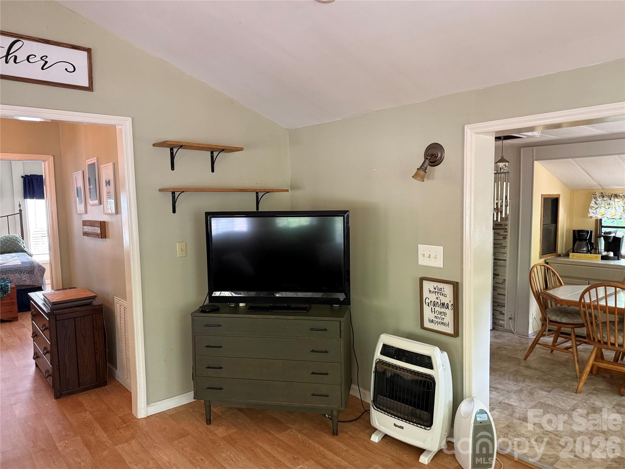 Single Family Residence at 113/115 Indian Harbor Circle, Mount Gilead, photo 13 of 37