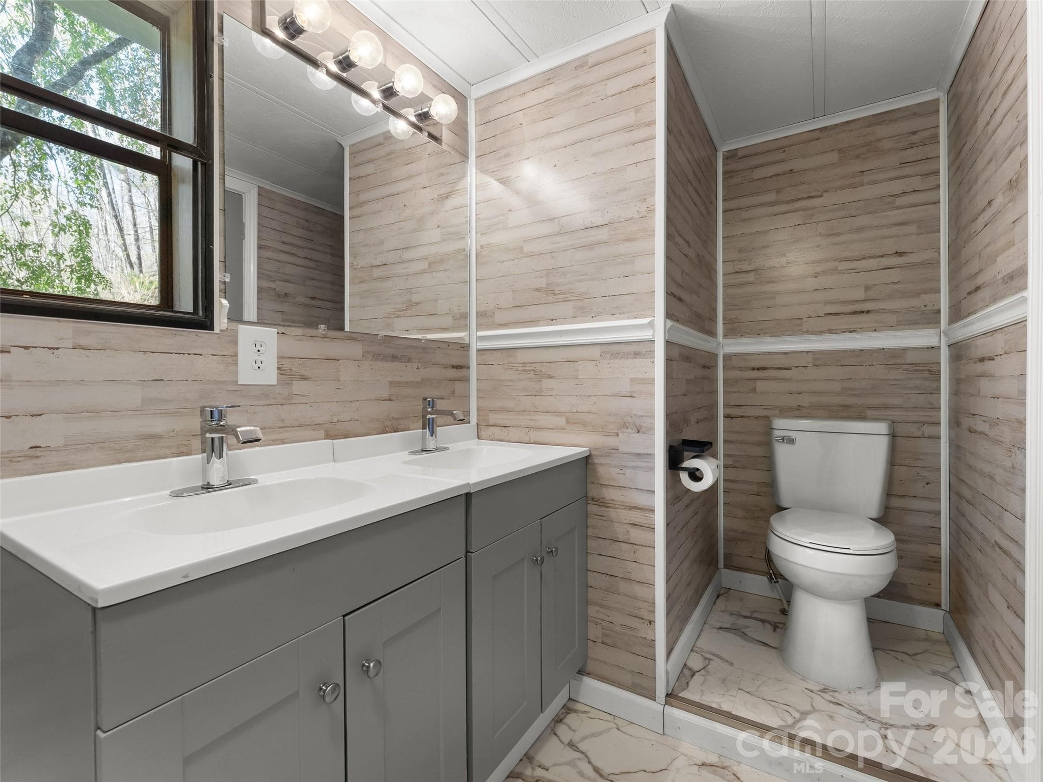 Primary Bathroom - 40 Morning Dove Lane, Flat Rock