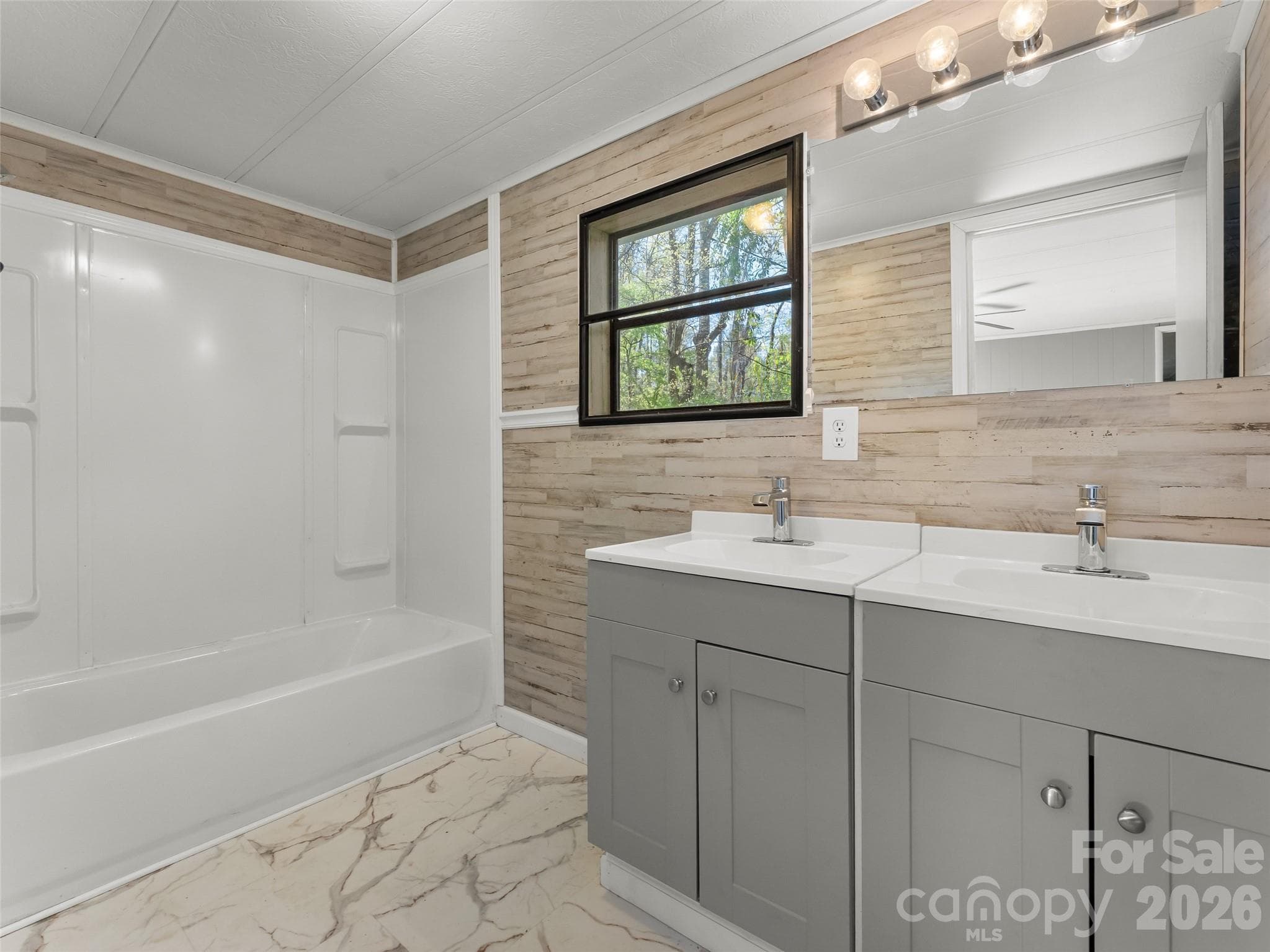 Primary Bathroom - 40 Morning Dove Lane, Flat Rock