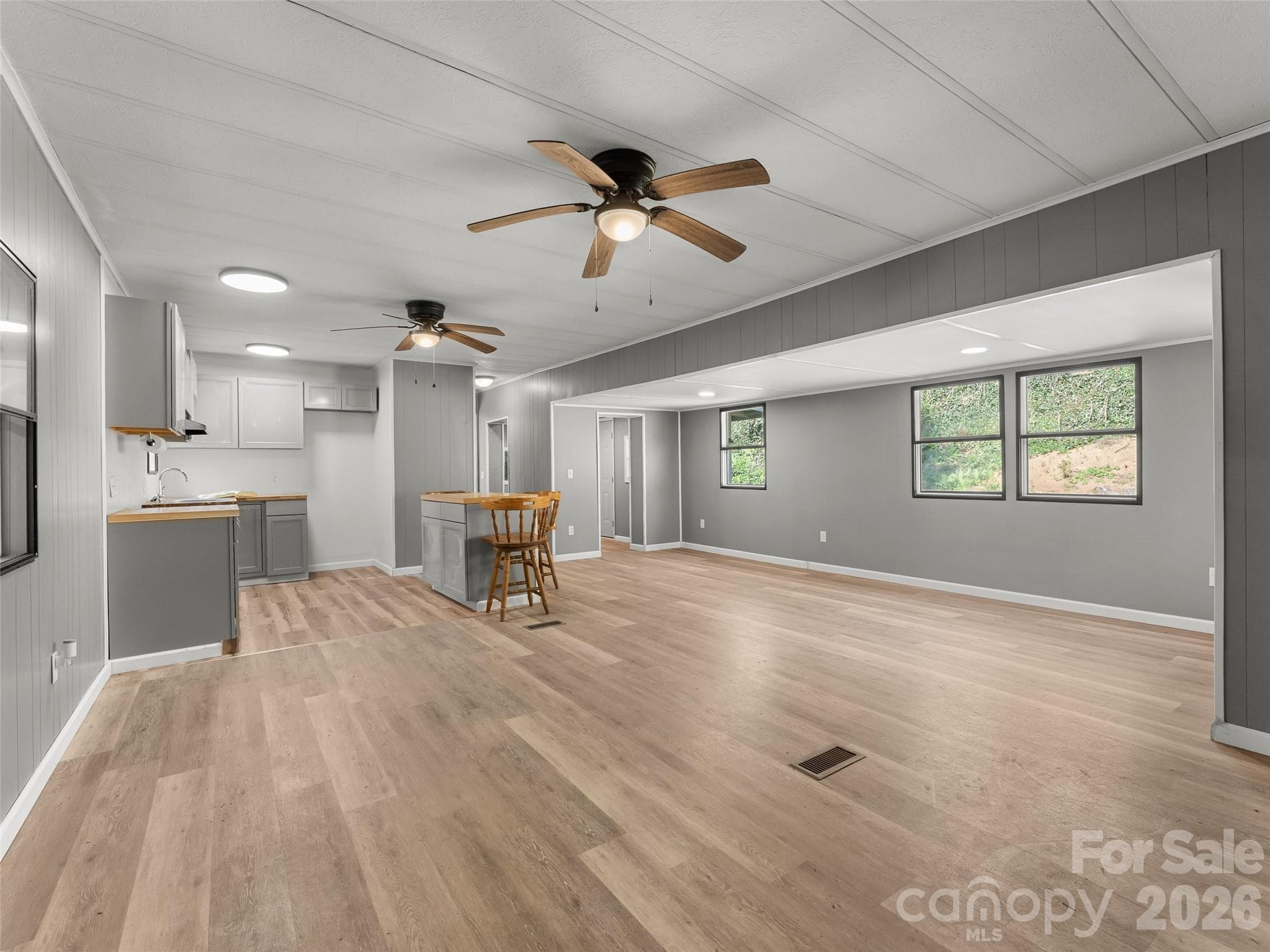 Great Room Kitchen/Living/Dining - 40 Morning Dove Lane, Flat Rock
