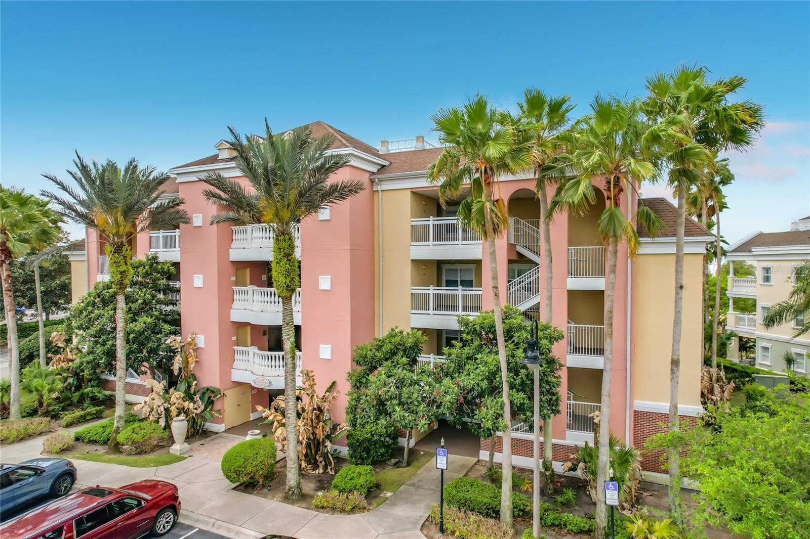 1116 SUNSET VIEW CIR #304