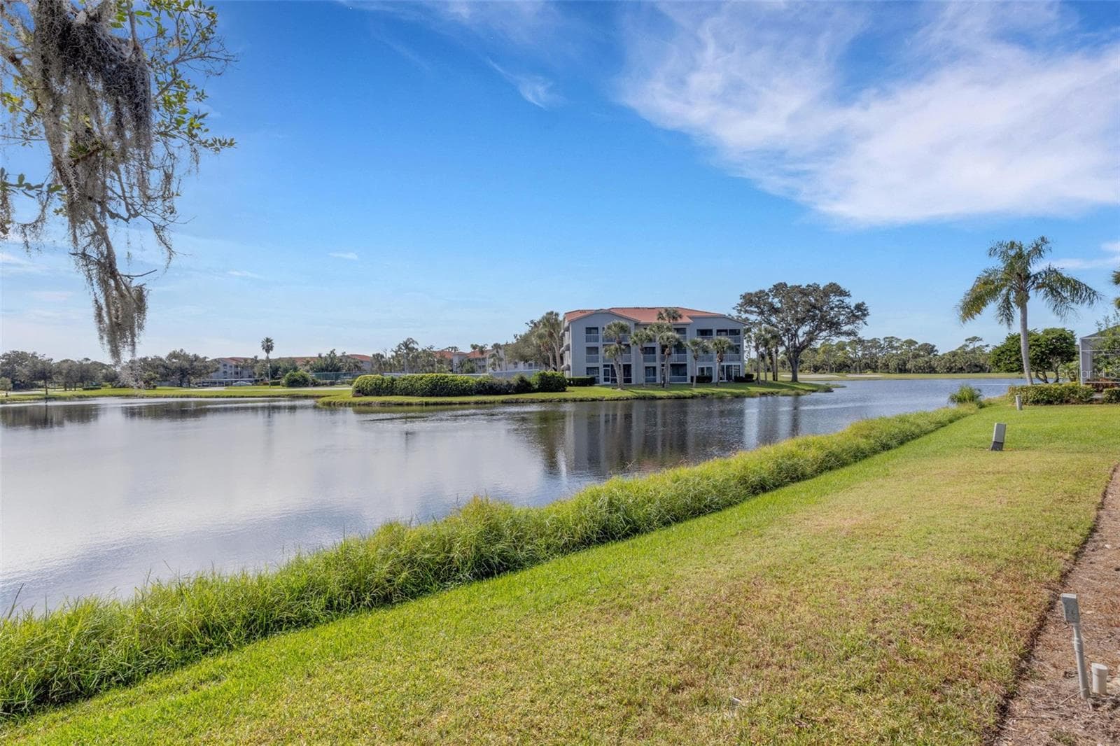 Rear view - 8976 WHITEMARSH AVE, SARASOTA