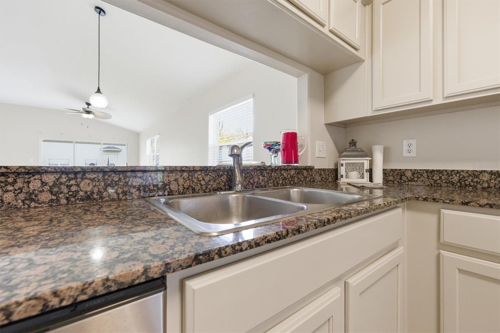 KITCHEN 7 - 25831 SYME CT, LAND O LAKES