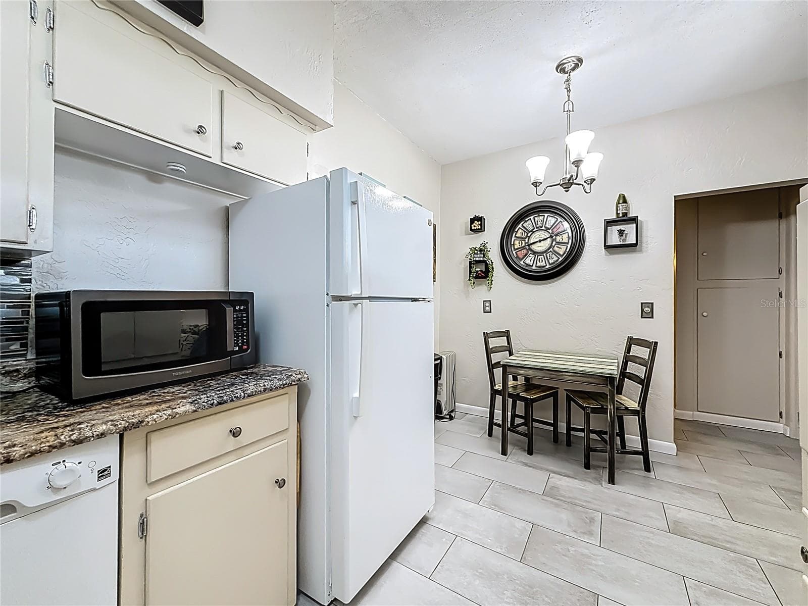 Condominium at 4051 58TH ST N #239C, ST PETERSBURG, photo 9 of 30