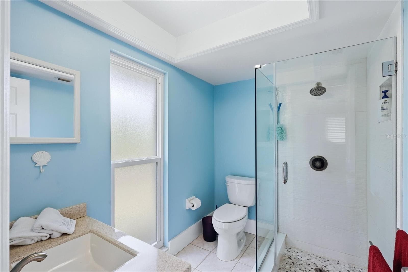 Single Family Residence at 12 GOLFVIEW CT, ROTONDA WEST, photo 13 of 39