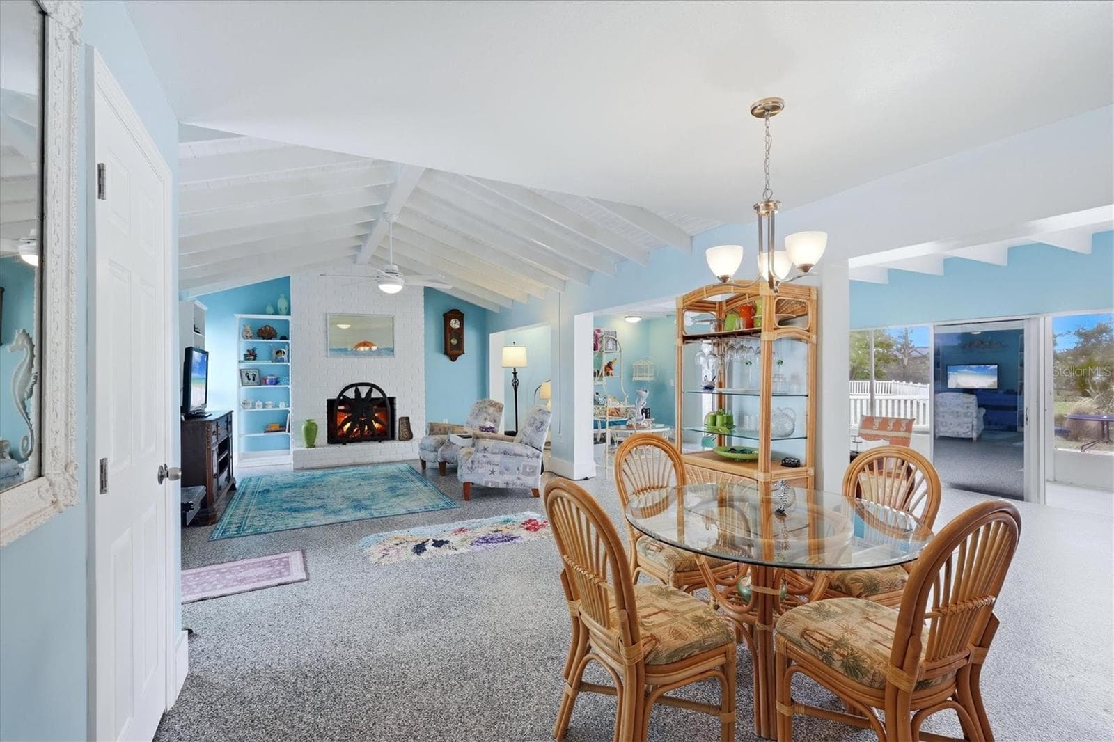 Single Family Residence at 12 GOLFVIEW CT, ROTONDA WEST, photo 17 of 39