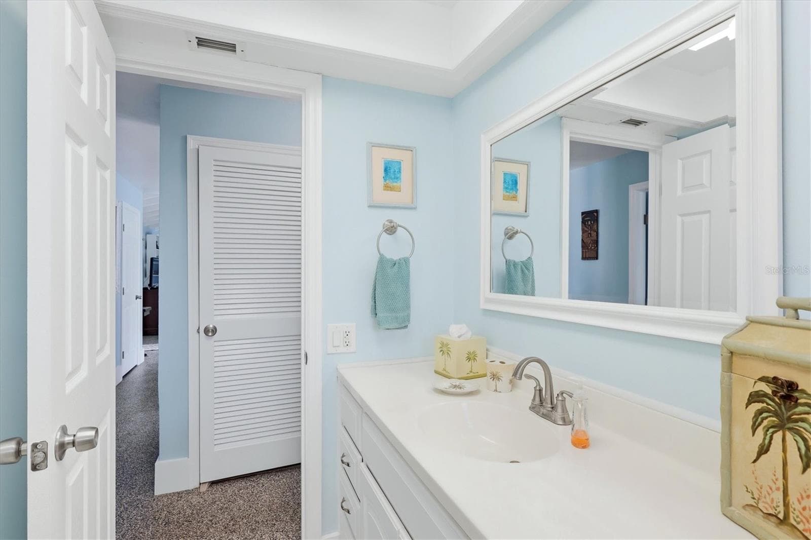 Single Family Residence at 12 GOLFVIEW CT, ROTONDA WEST, photo 27 of 39