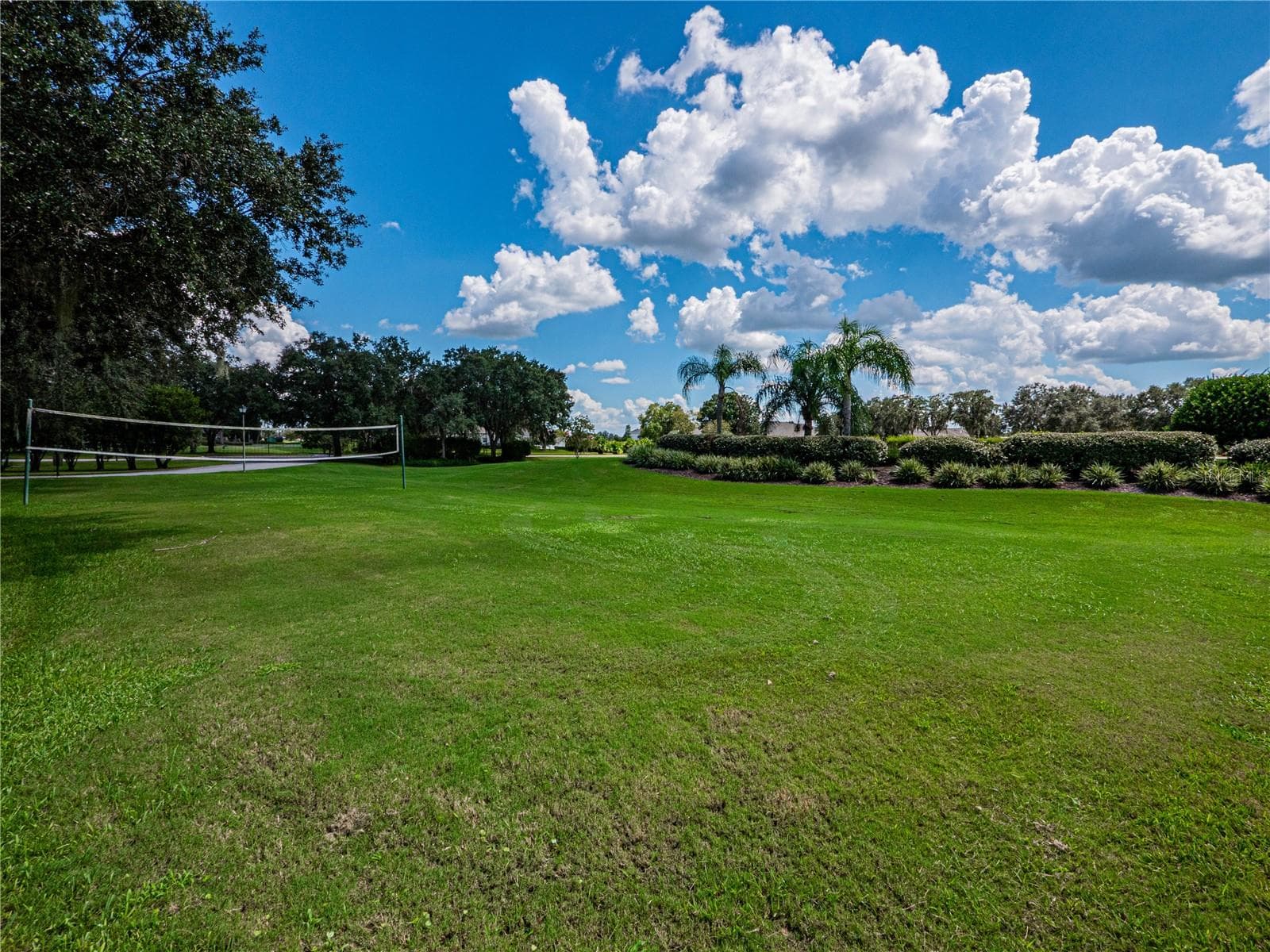 Condominium at 774 GRASSLANDS VILLAGE CIR #88, LAKELAND, photo 45 of 54