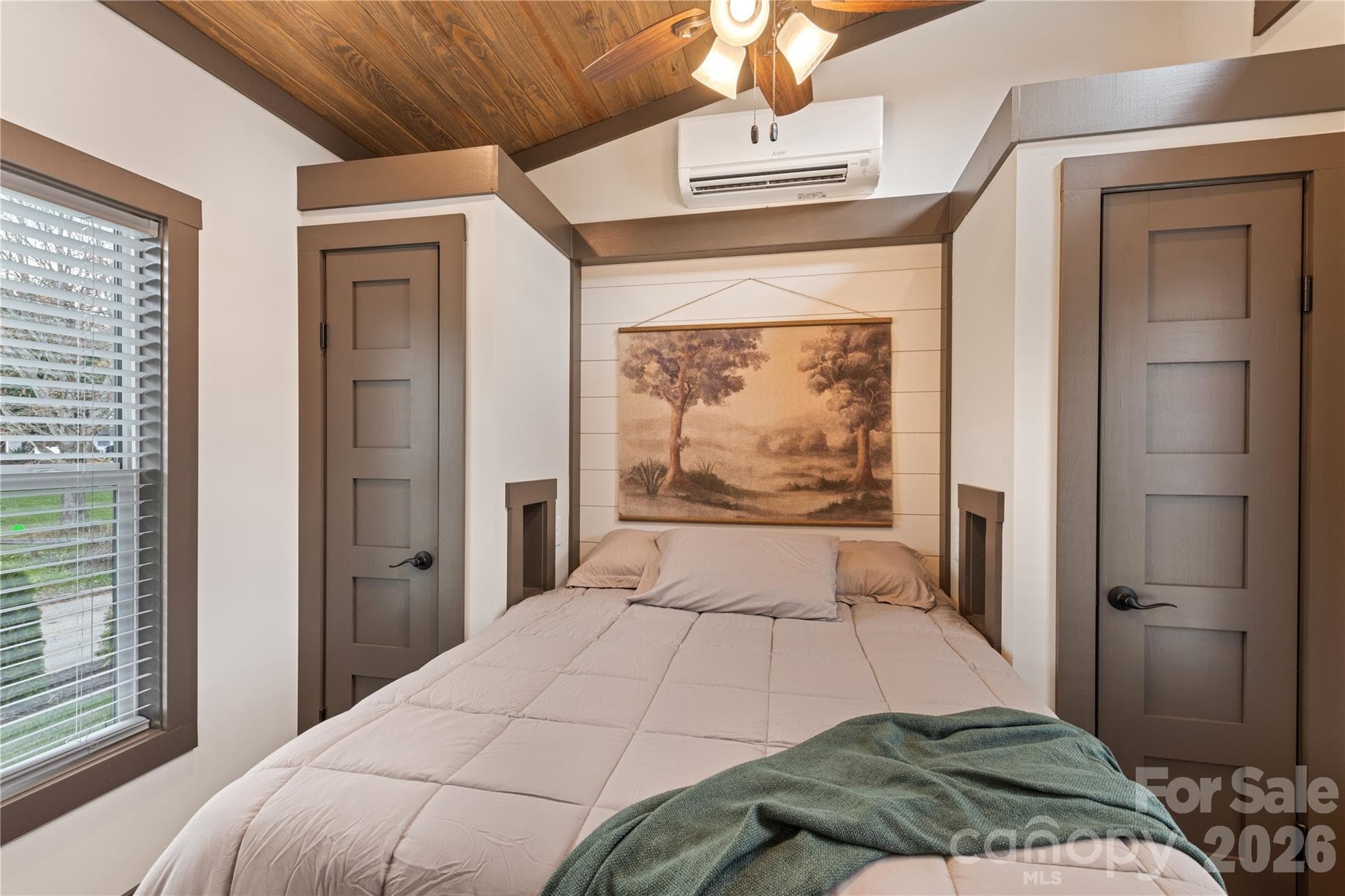 Single Family Residence at 25 Getaway Lane, Maggie Valley, photo 12 of 16