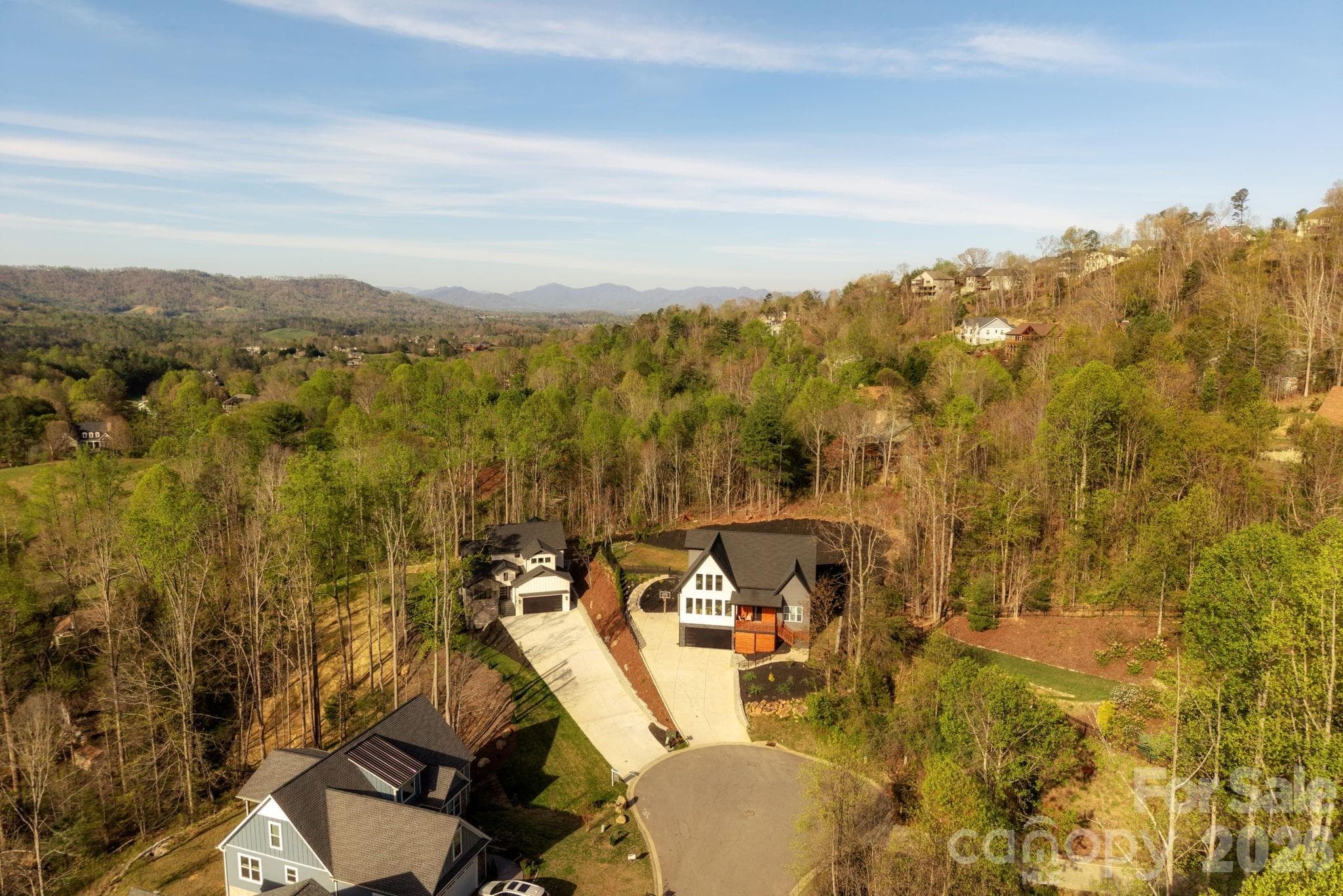 Single Family Residence at Weaverville, photo 2 of 31