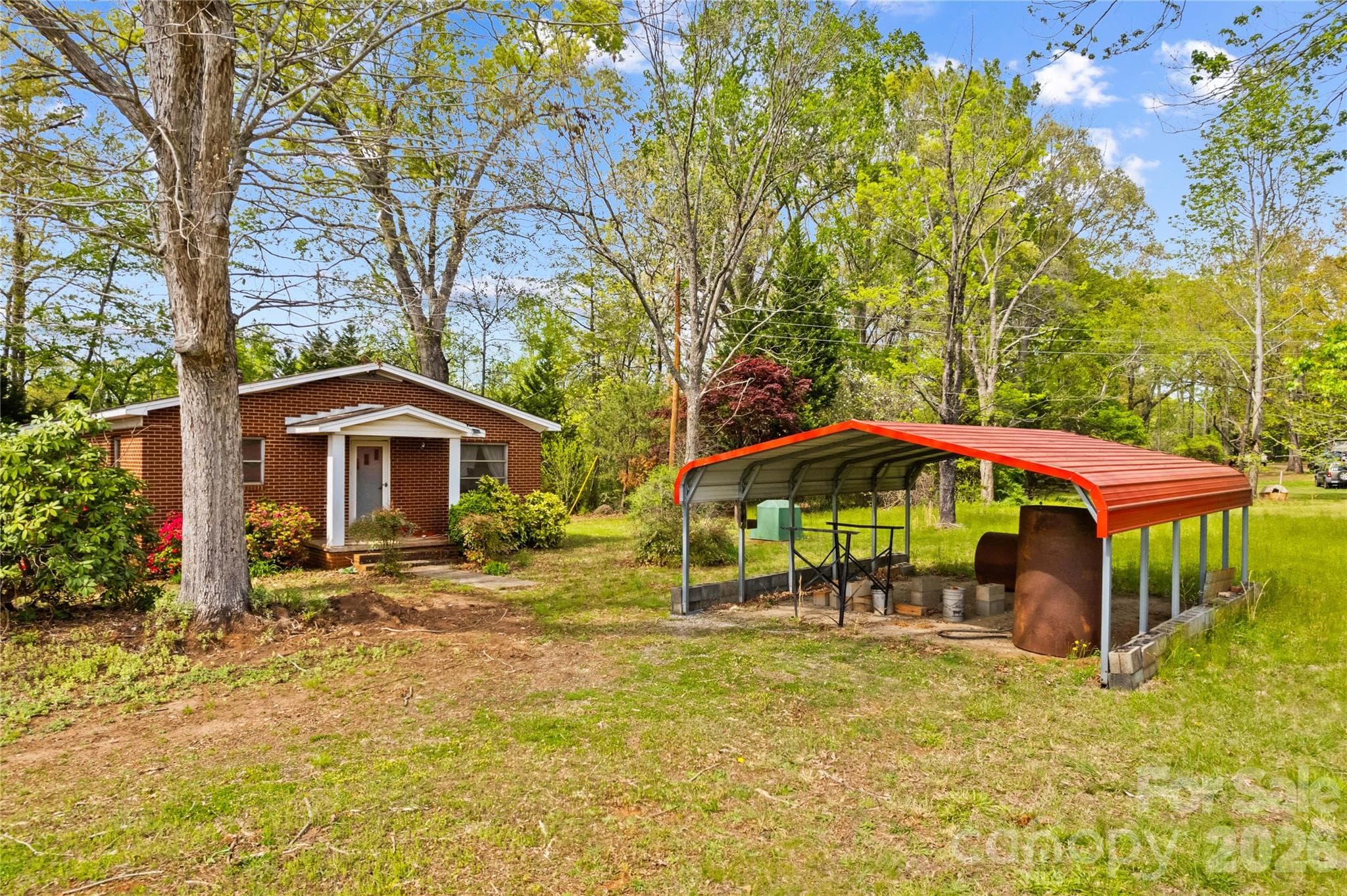 Single Family Residence at 151 Bent Twig Drive, Statesville, photo 3 of 35