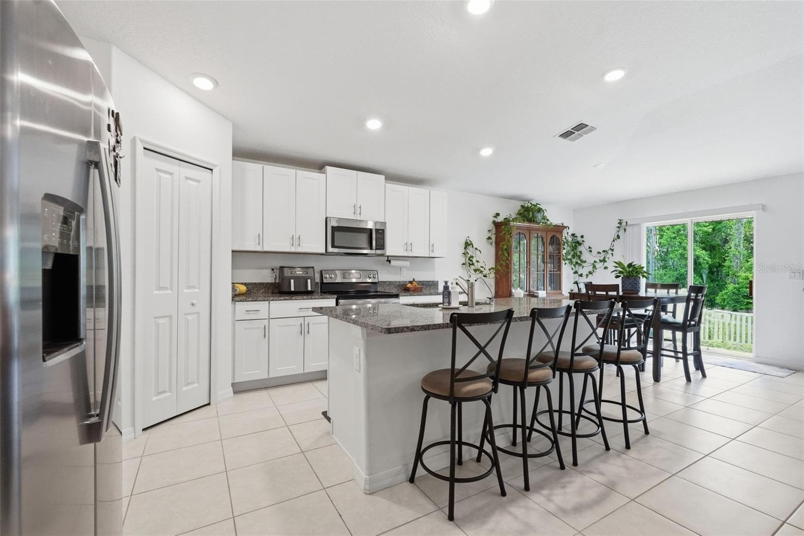 Single Family Residence at 1681 RED LOOP, LAKELAND, photo 11 of 39
