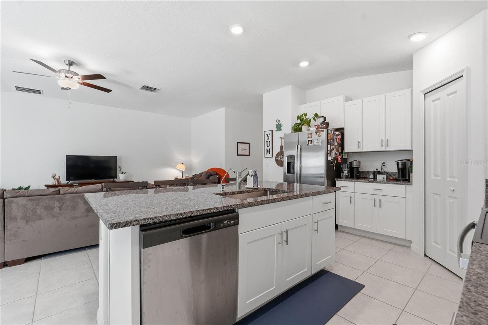 Single Family Residence at 1681 RED LOOP, LAKELAND, photo 14 of 39