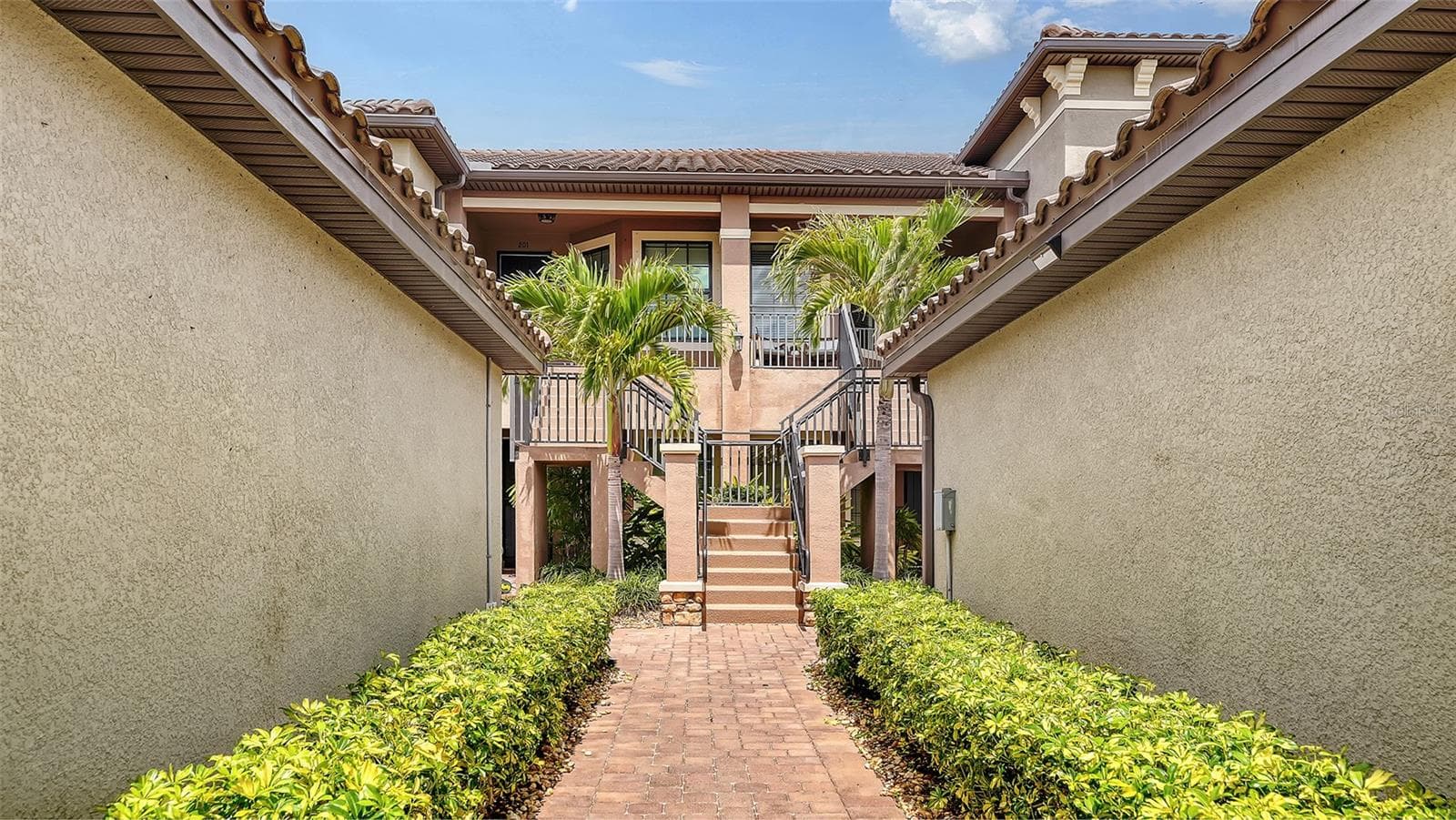 Condominium at 13731 MESSINA LOOP #102, LAKEWOOD RANCH, photo 6 of 78