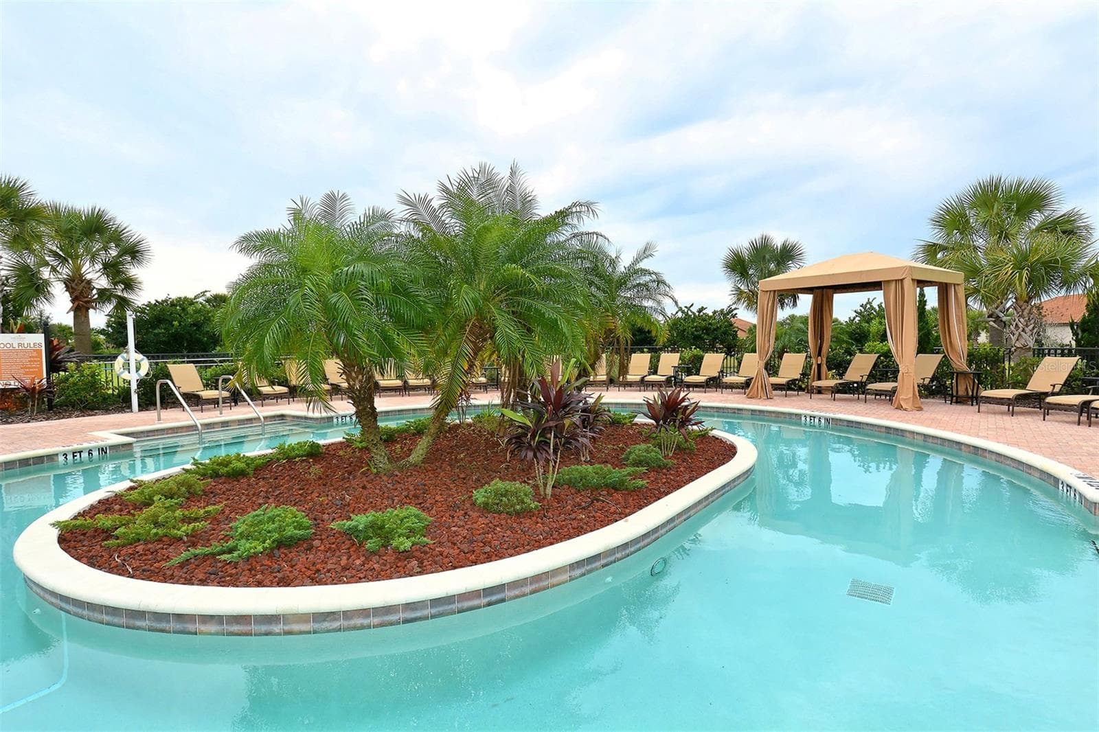 Condominium at 13731 MESSINA LOOP #102, LAKEWOOD RANCH, photo 72 of 78
