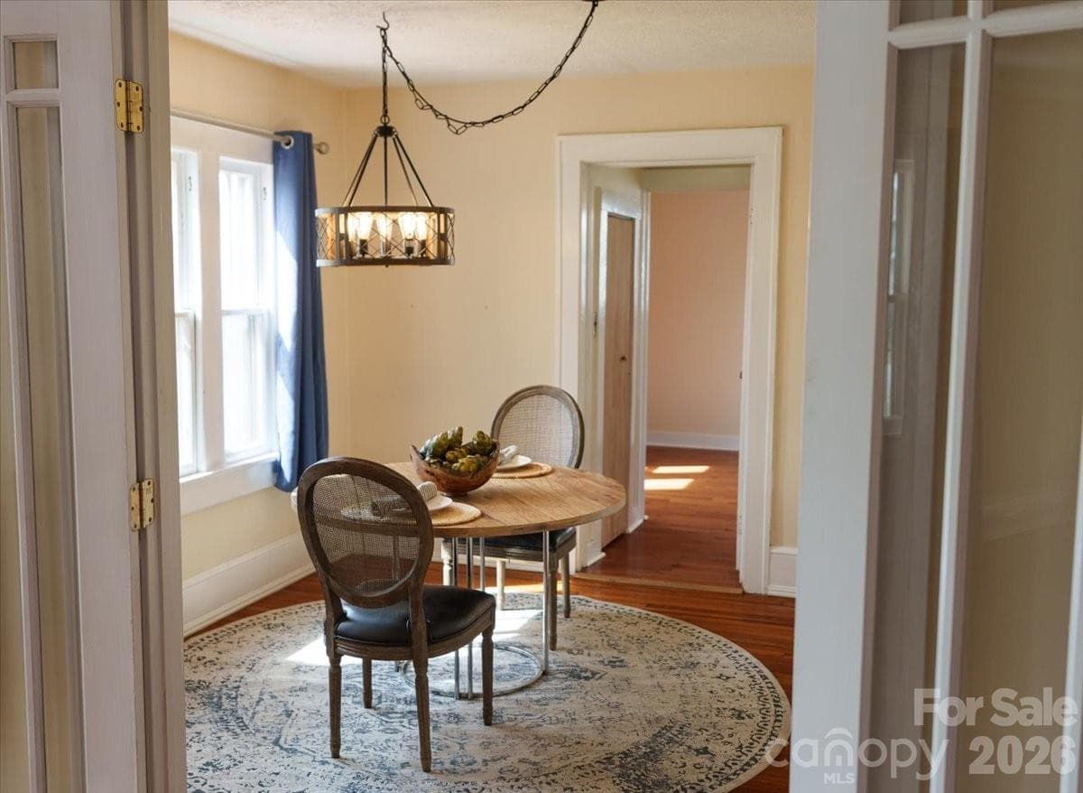 Single Family Residence at 63 Washington Avenue, Asheville, photo 14 of 39