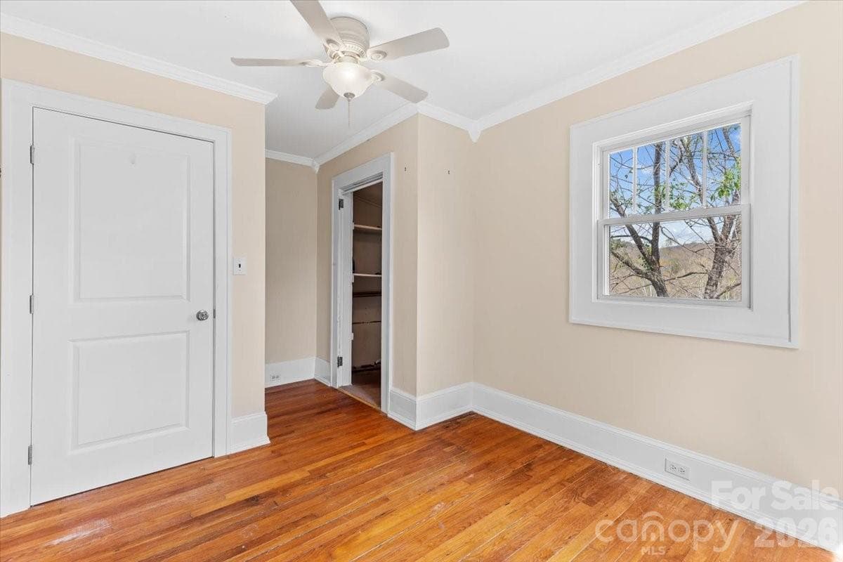 Single Family Residence at 63 Washington Avenue, Asheville, photo 24 of 39