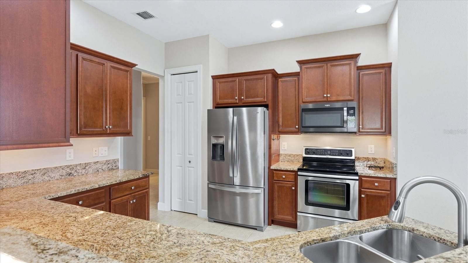 Villa at 13177 CREEKSIDE LN, PORT CHARLOTTE, photo 19 of 74