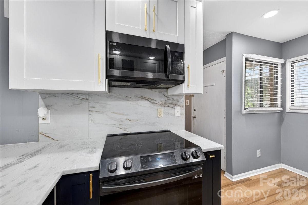 Townhouse at Charlotte, photo 10 of 25