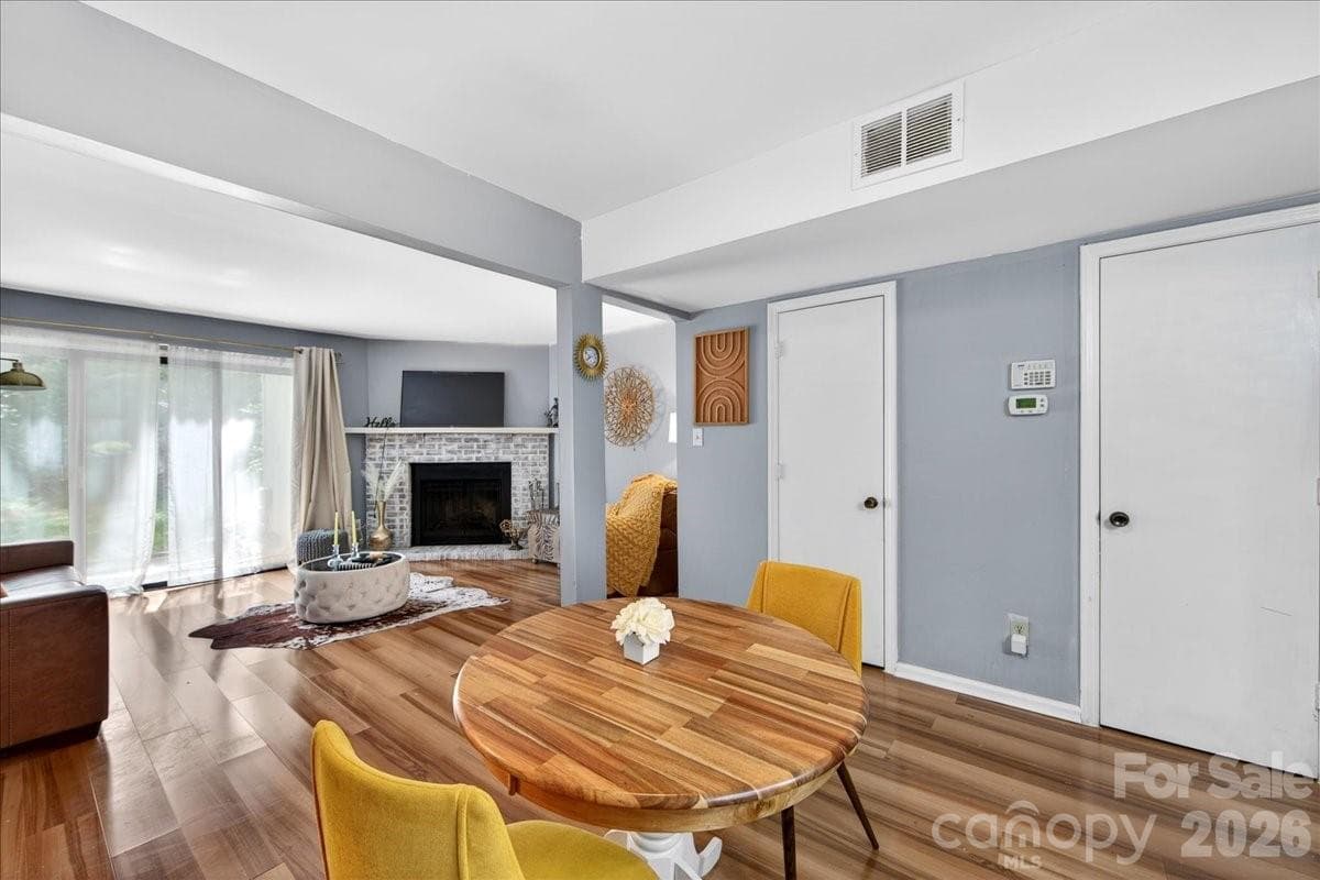Townhouse at Charlotte, photo 15 of 25