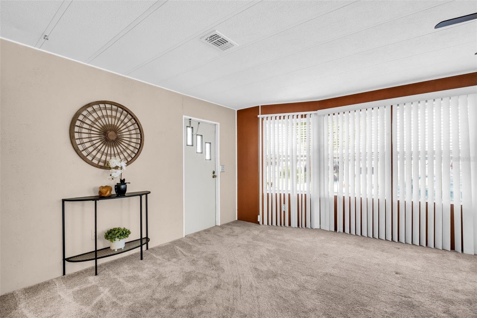 Manufactured Home at 23 MOUNTAIN LAUREL DR, PALM HARBOR, photo 19 of 66
