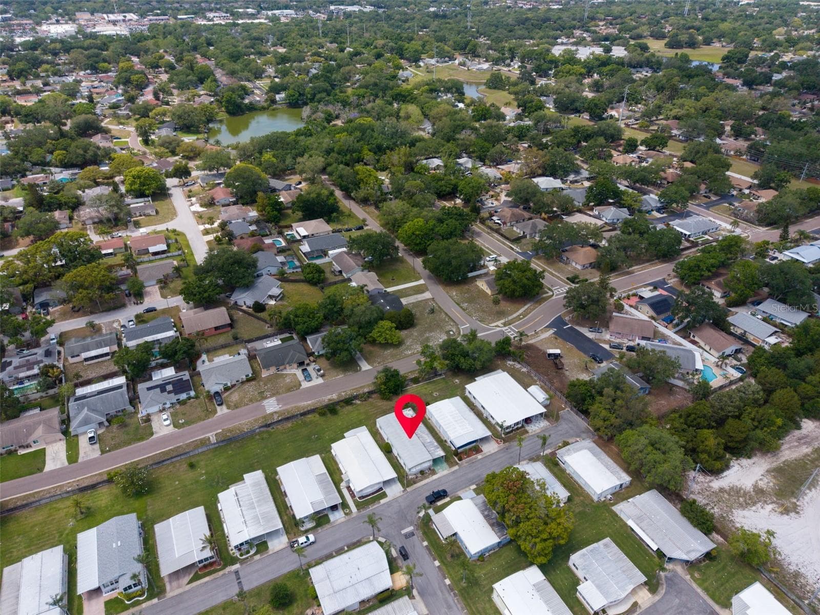 Manufactured Home at 23 MOUNTAIN LAUREL DR, PALM HARBOR, photo 57 of 66