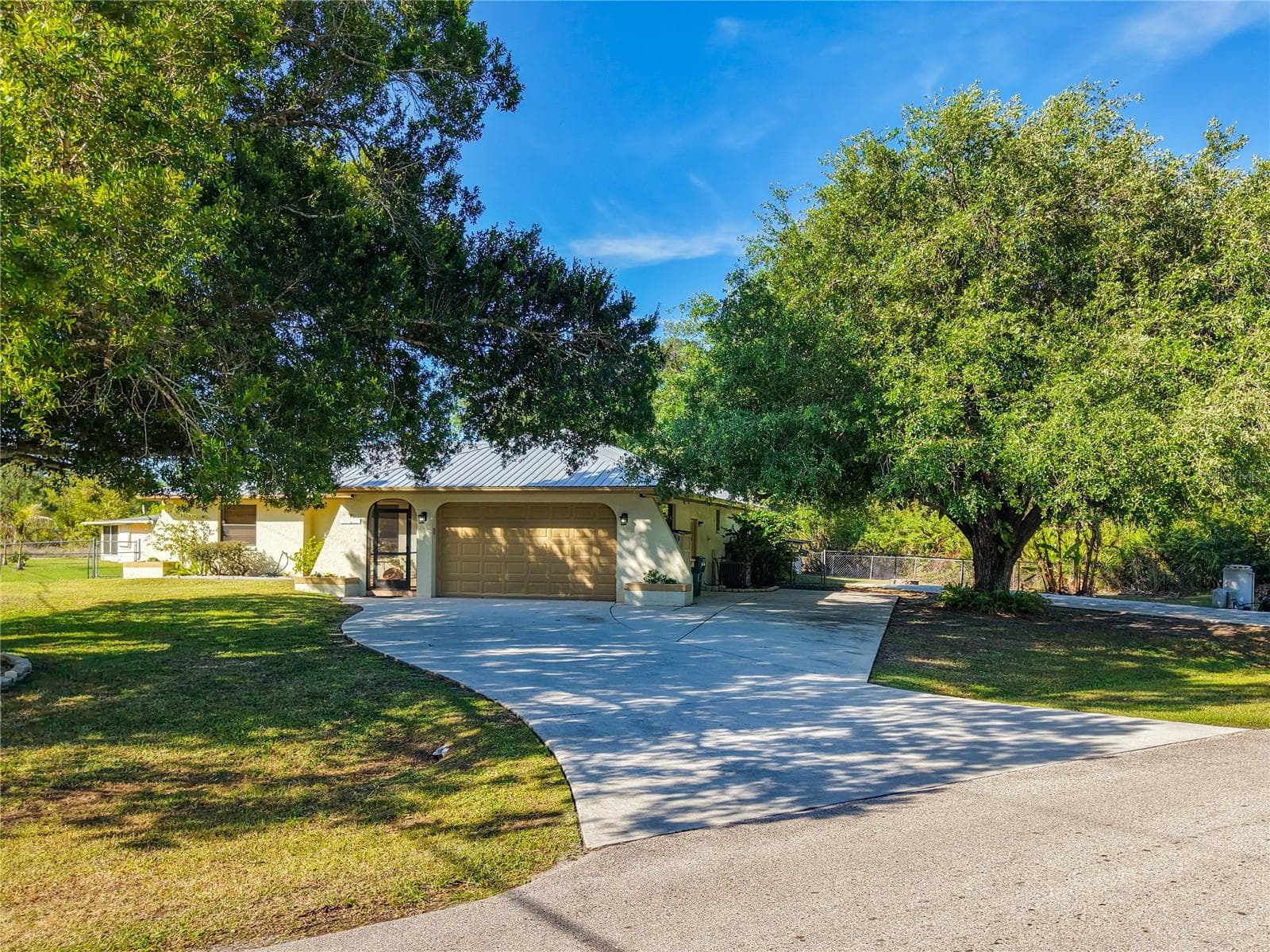 27505 SENATOR DR