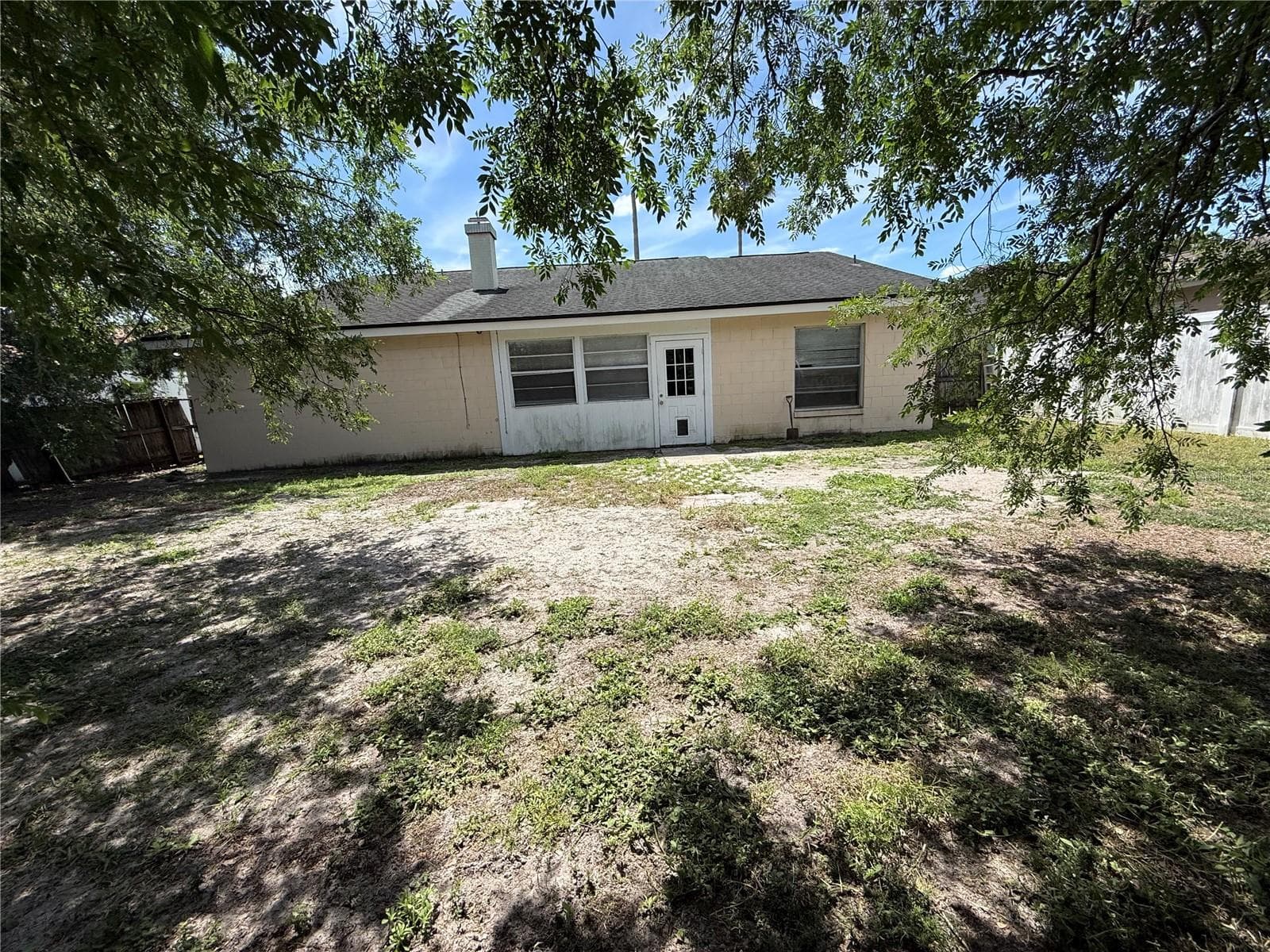 Single Family Residence at 712 HAZY MEADOW CT, BRANDON, photo 4 of 20