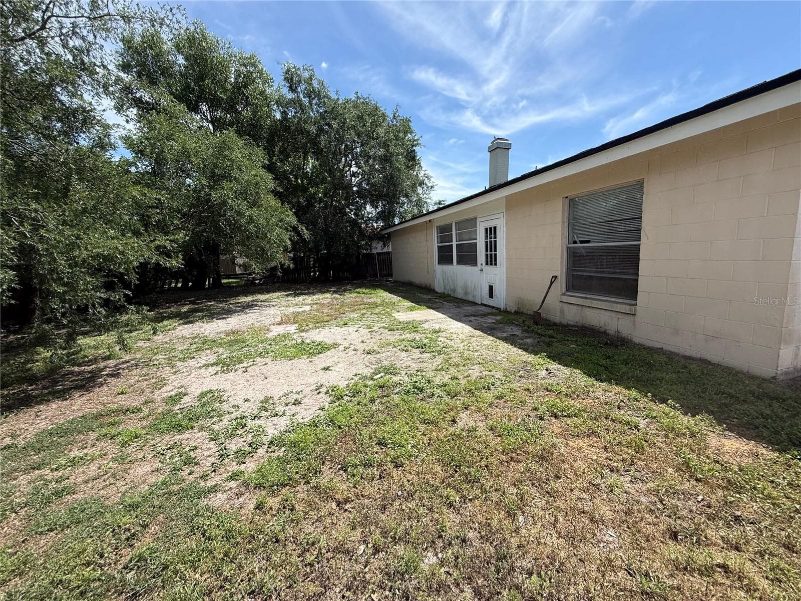 Single Family Residence at 712 HAZY MEADOW CT, BRANDON, photo 5 of 20