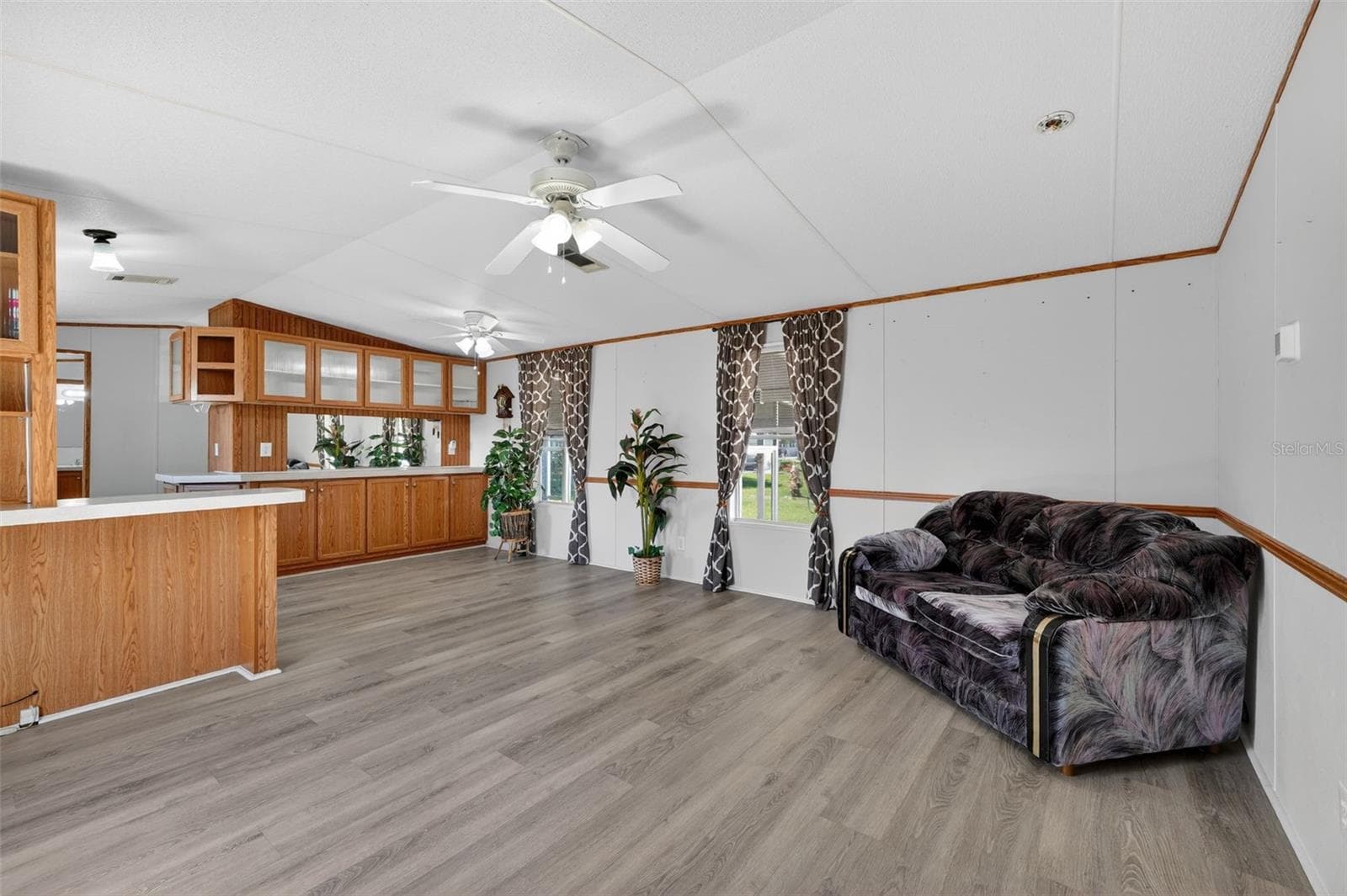 Manufactured Home at 132 HOLIDAY PARK BLVD NE, PALM BAY, photo 11 of 31
