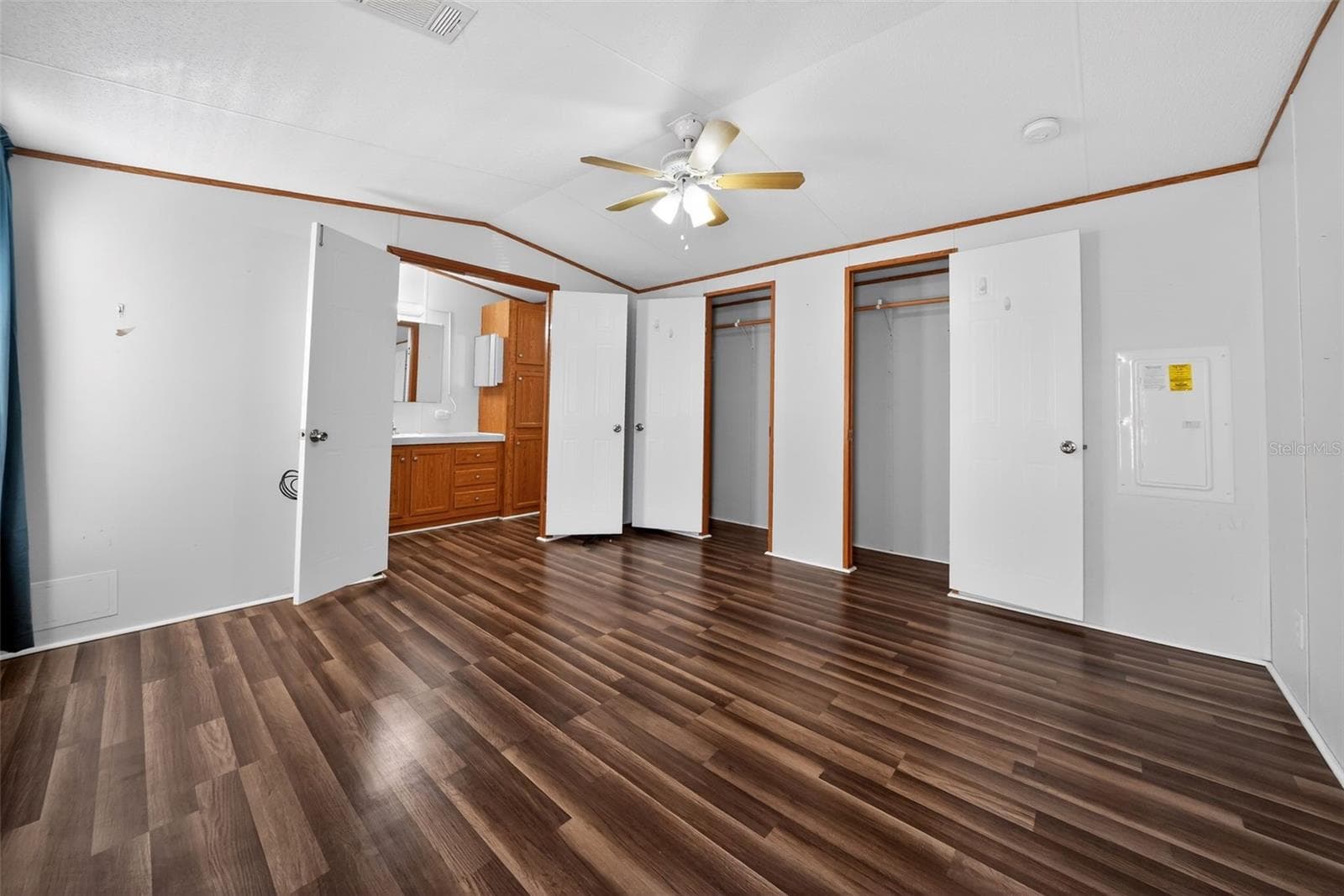 Manufactured Home at 132 HOLIDAY PARK BLVD NE, PALM BAY, photo 17 of 31