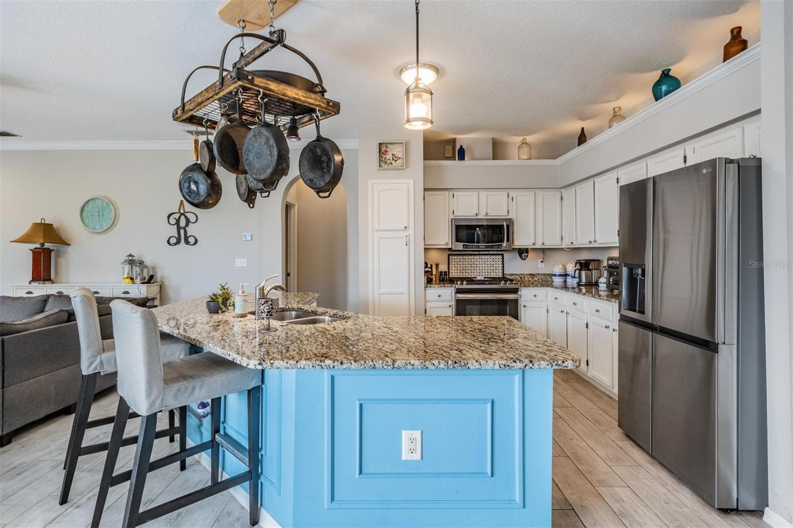 Single Family Residence at 15922 MUIRFIELD DR, ODESSA, photo 37 of 50