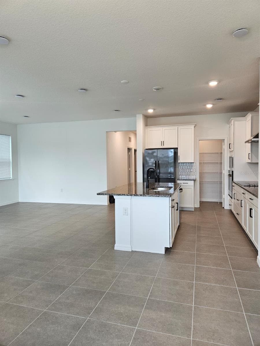 Single Family Residence at 1772 STAMEN DR, KISSIMMEE, photo 8 of 28