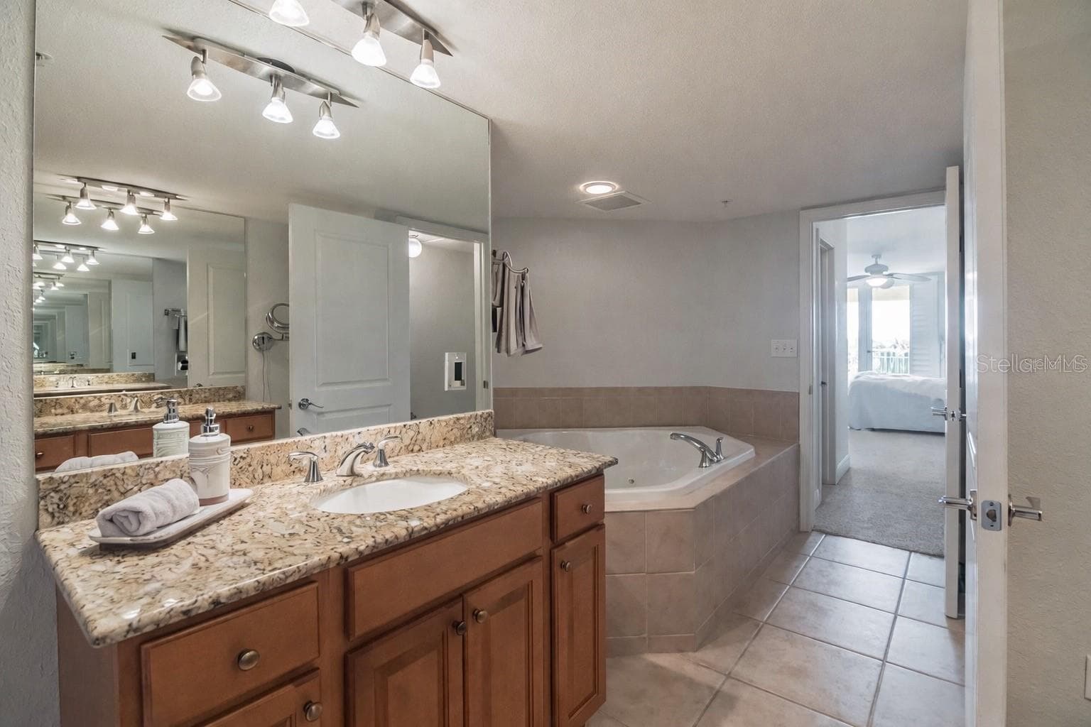 Condominium at 5353 GULF BLVD #A404, ST PETE BEACH, photo 18 of 33