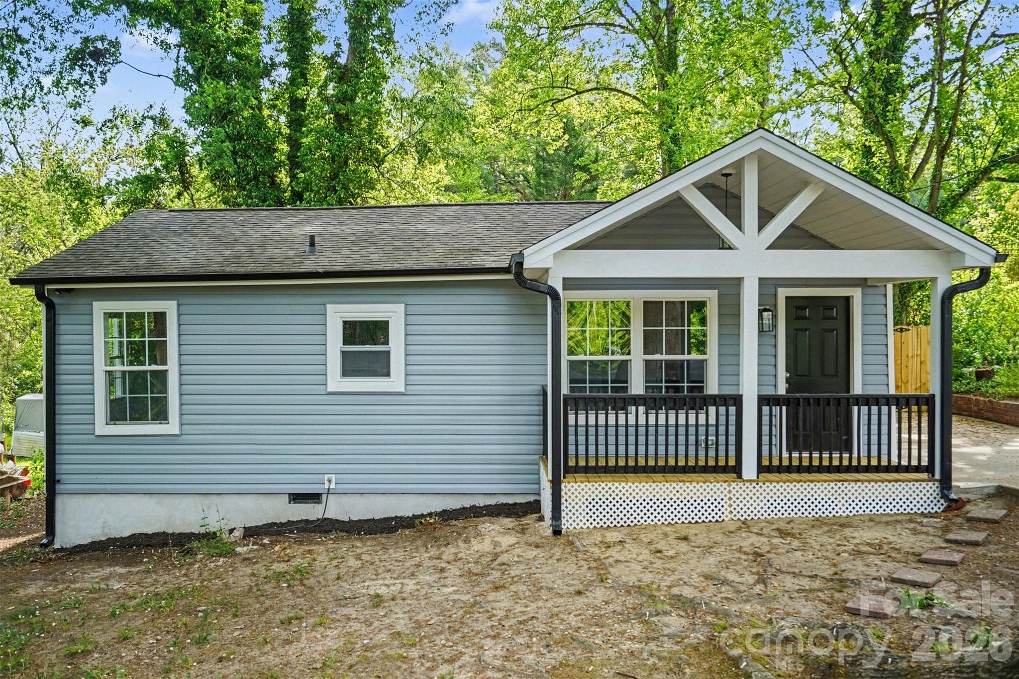 Single Family Residence at 722 S Weldon Street, Gastonia, photo 2 of 23