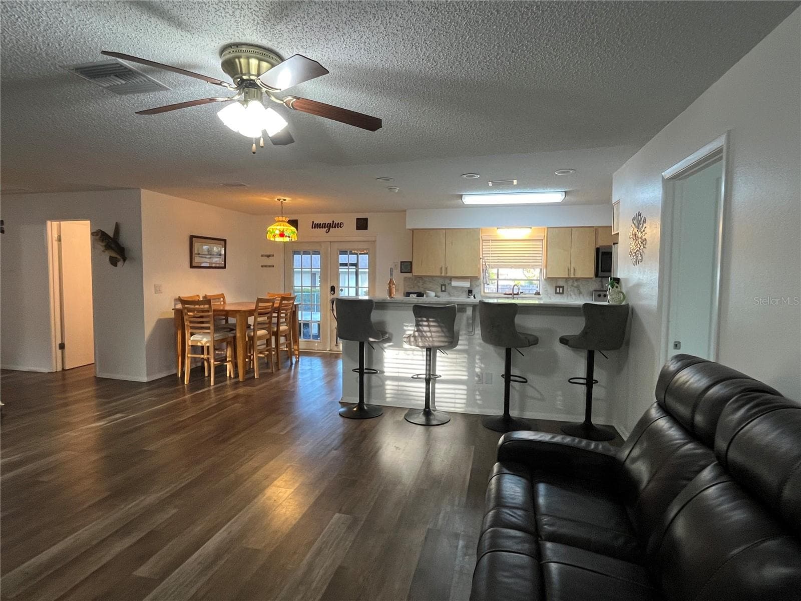 Single Family Residence at 407 POINSETTIA AVE, FRUITLAND PARK, photo 12 of 26