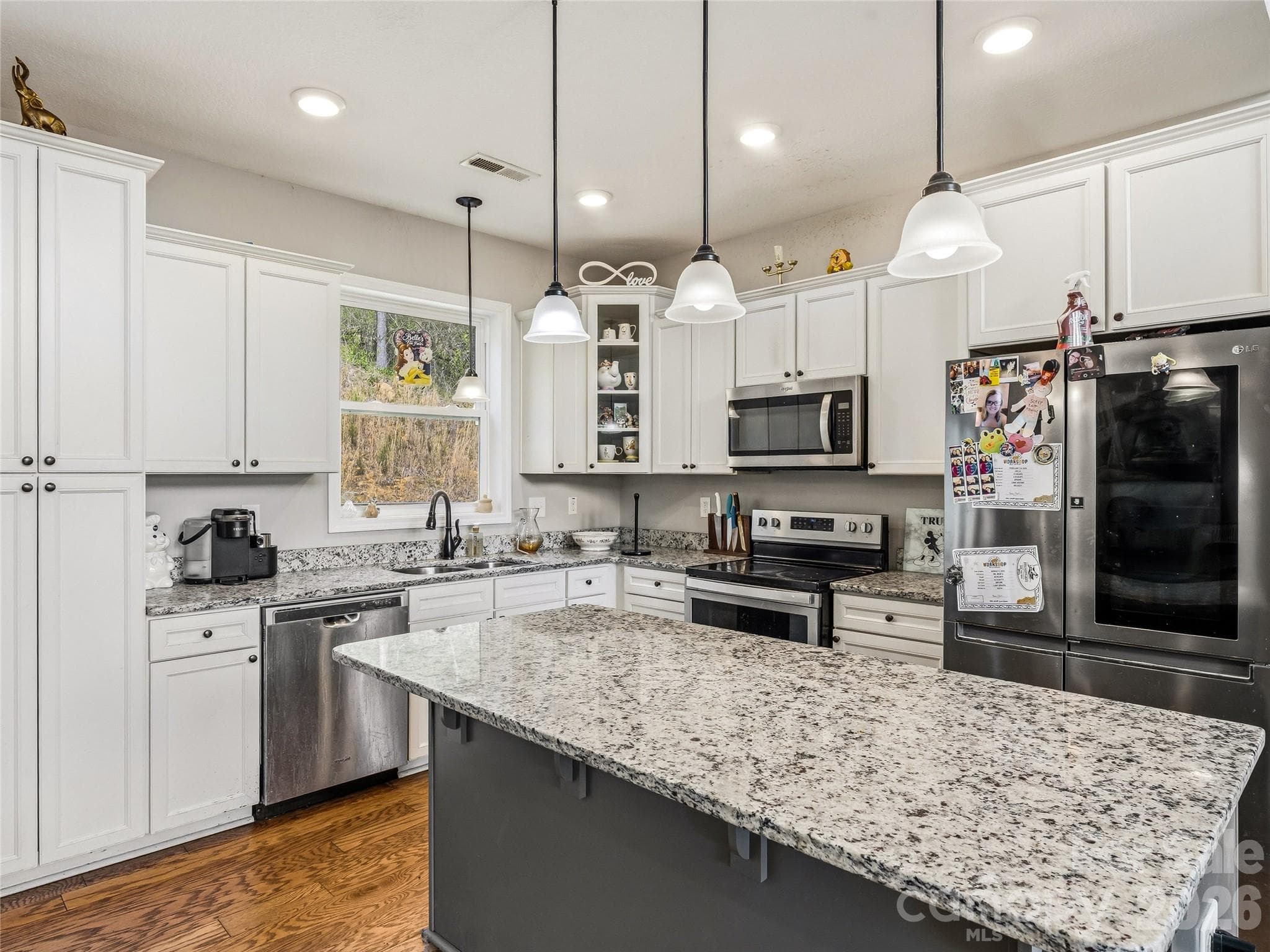 Single Family Residence at 170 Starry Night Lane, Marshall, photo 23 of 34