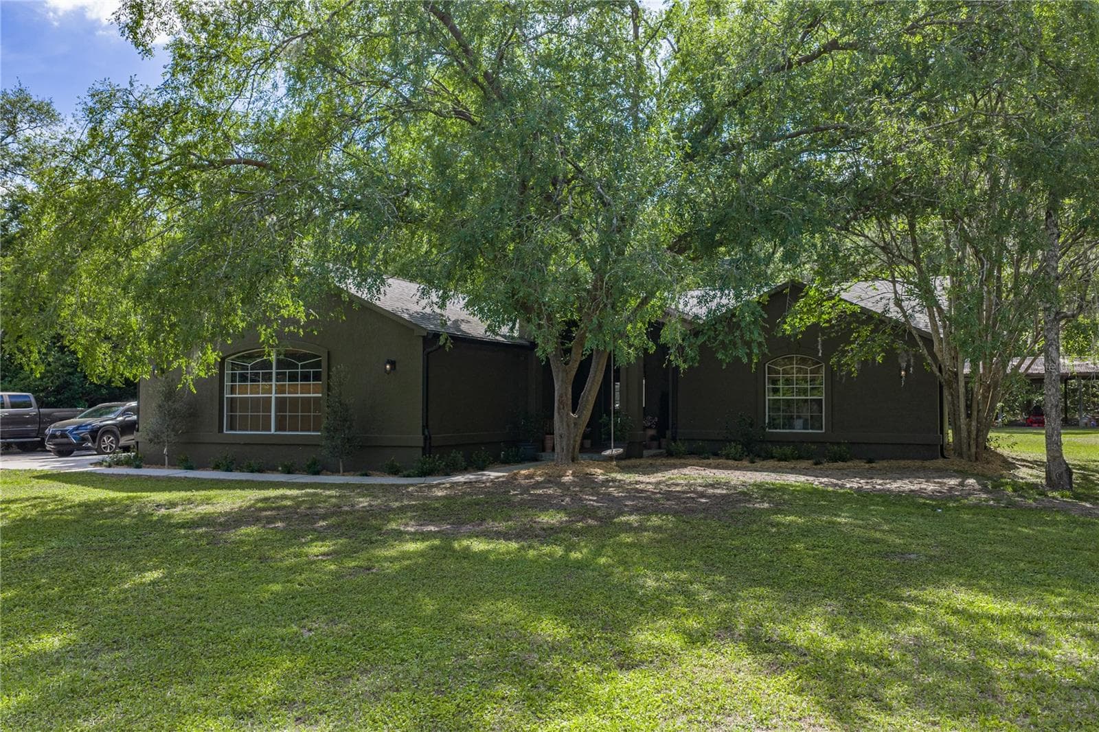 9091 MCINTYRE RD