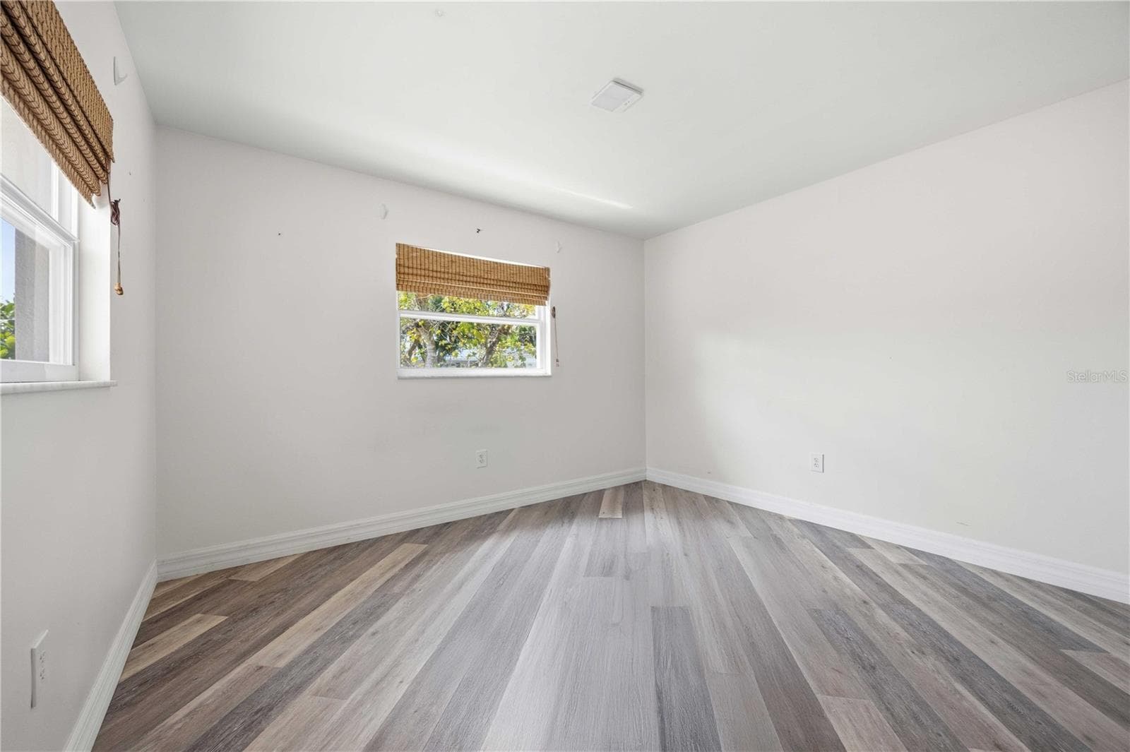 Single Family Residence at 917 CHURCH ST, VENICE, photo 39 of 66