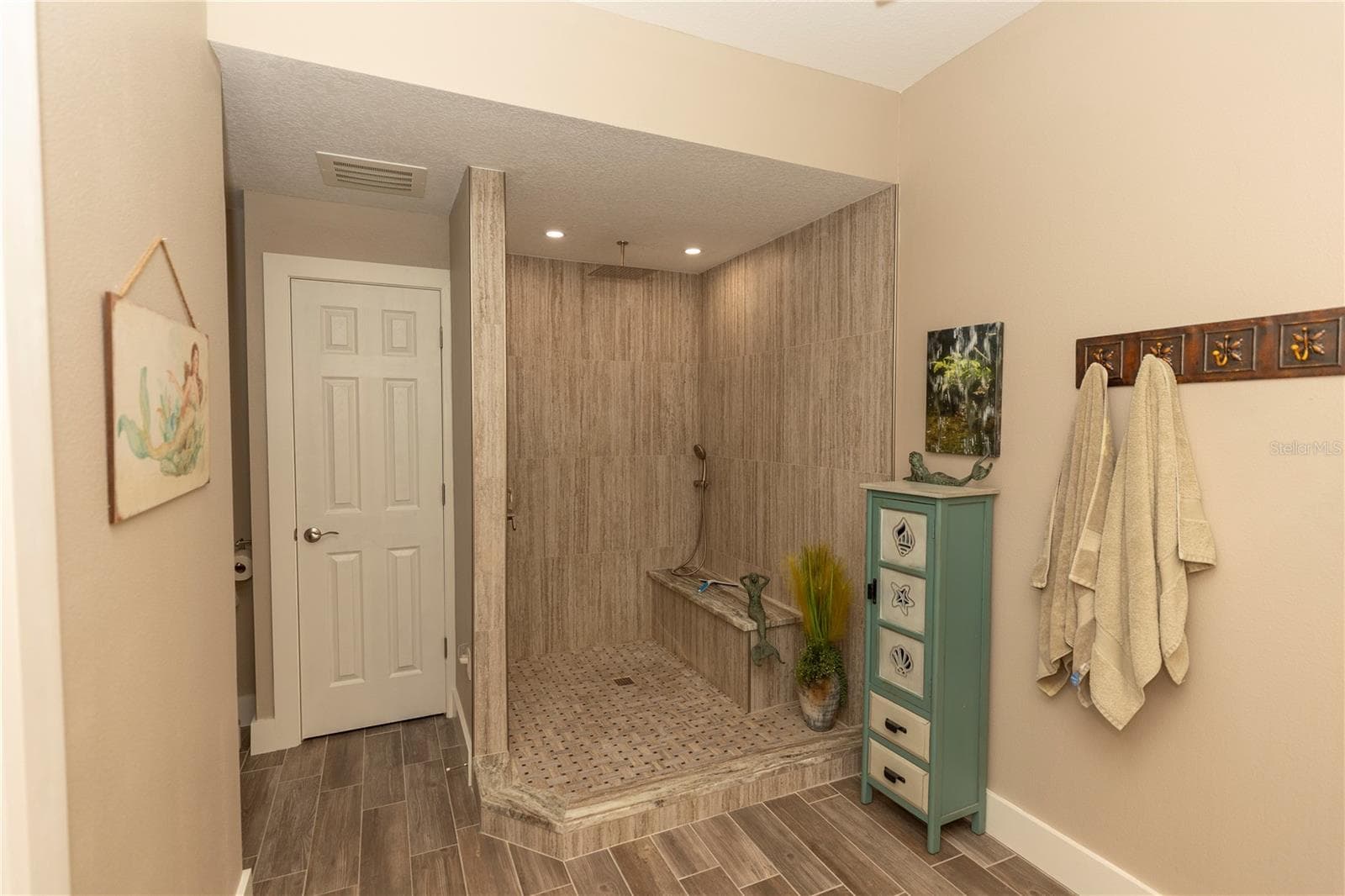 Condominium at 9203 GRIGGS RD #D302, ENGLEWOOD, photo 35 of 75