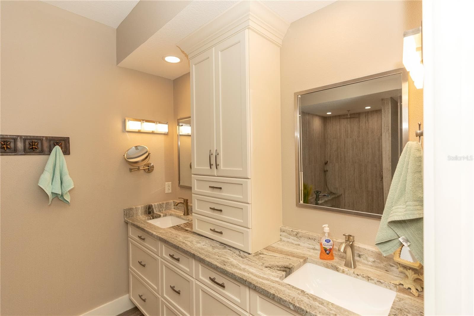 Condominium at 9203 GRIGGS RD #D302, ENGLEWOOD, photo 37 of 75