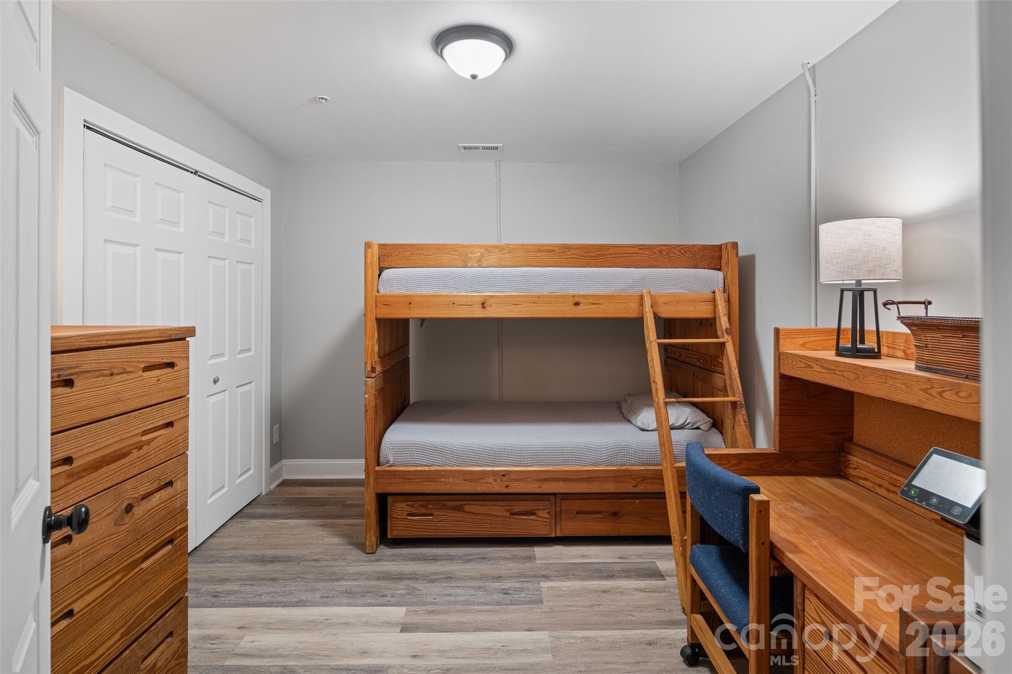 Guest Bedroom - 108 Jefferson Station Place, West Jefferson