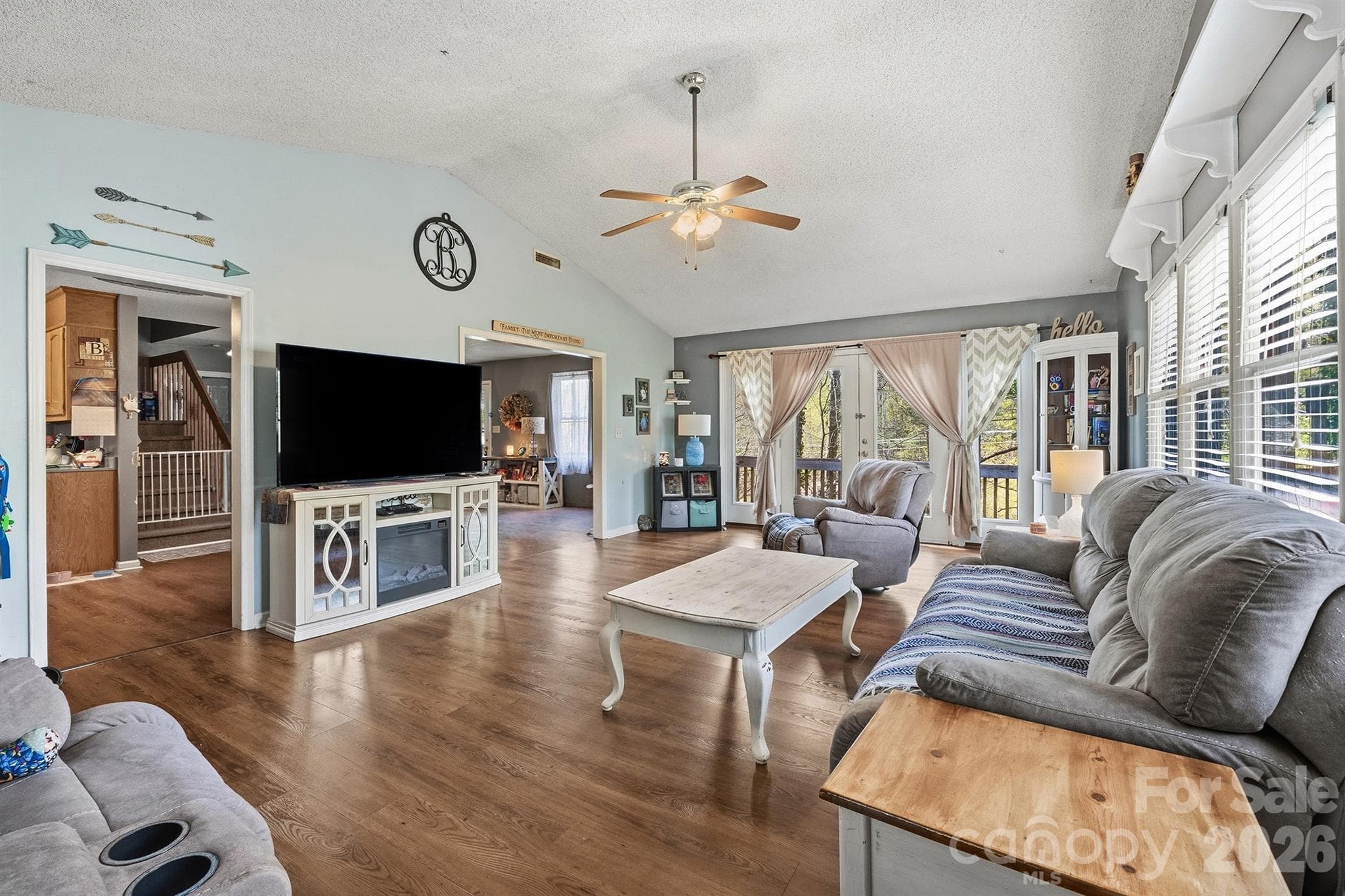 Single Family Residence at Lenoir, photo 7 of 24