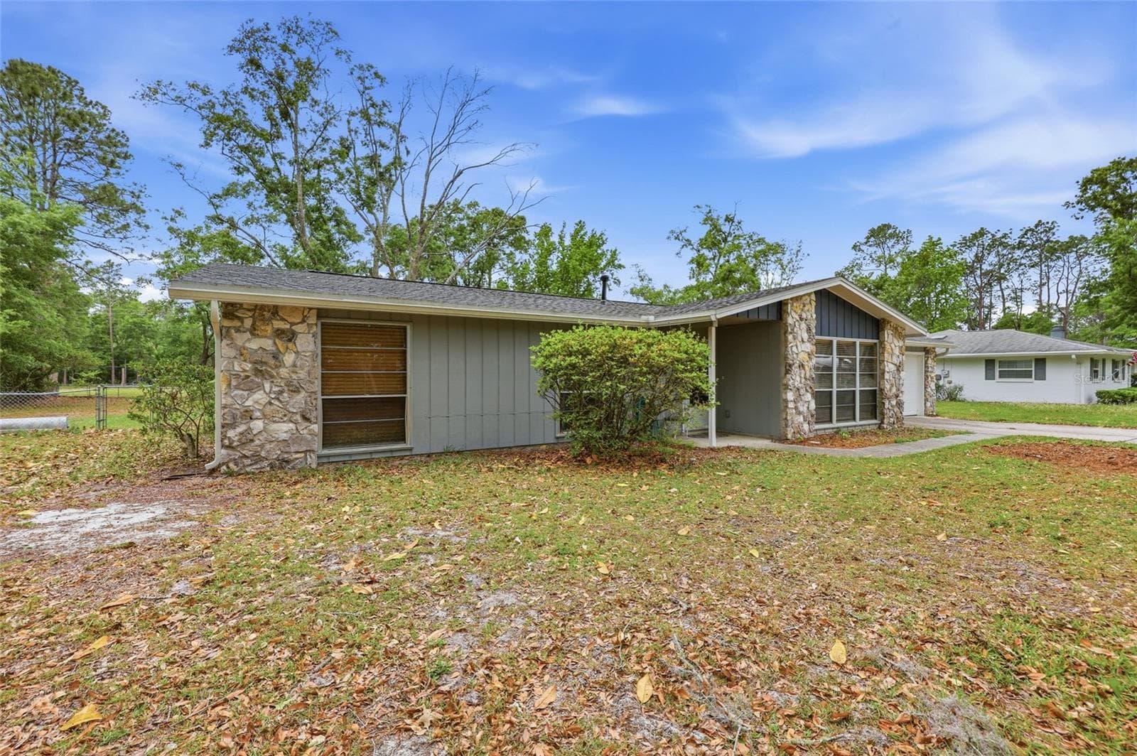 Single Family Residence at 2921 NW 54TH AVE, GAINESVILLE, photo 2 of 35