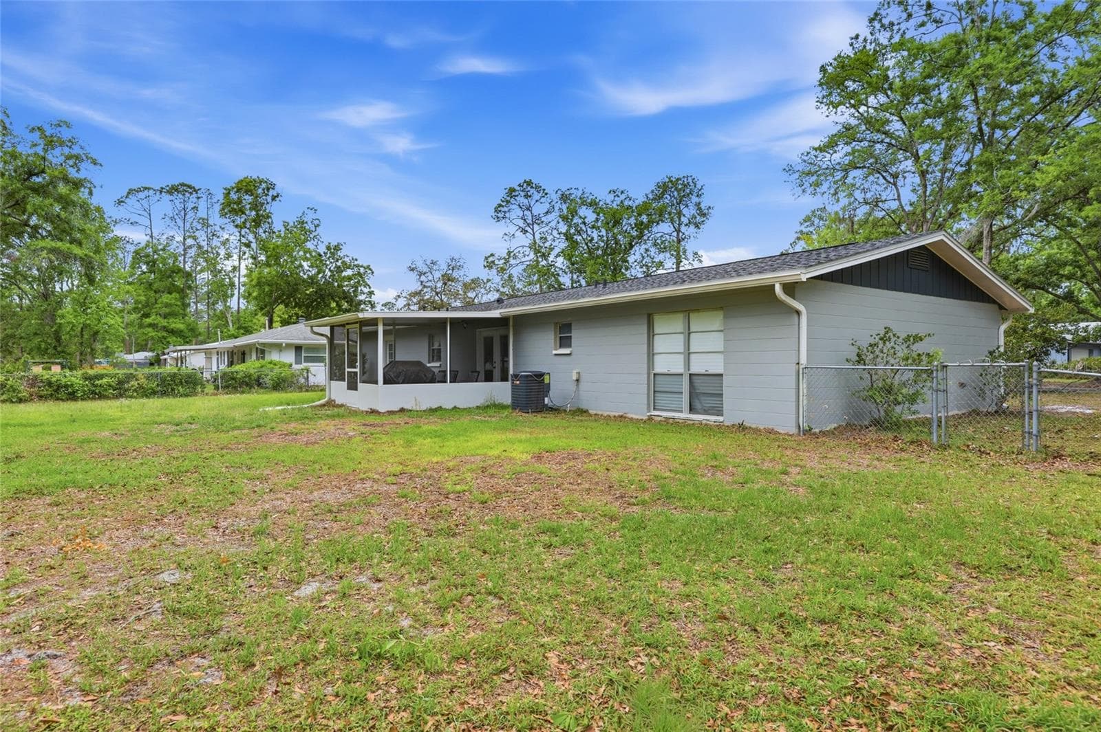 Single Family Residence at 2921 NW 54TH AVE, GAINESVILLE, photo 34 of 35