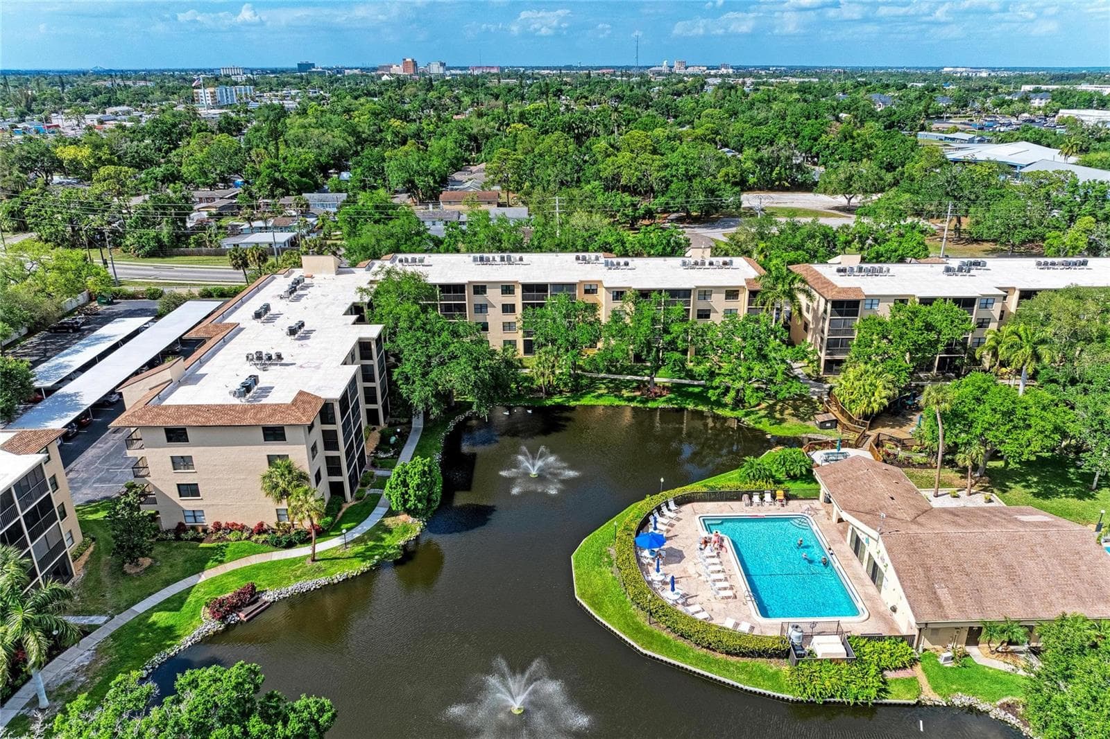 Condominium at 625 30TH AVE W #G203, BRADENTON, photo 34 of 54